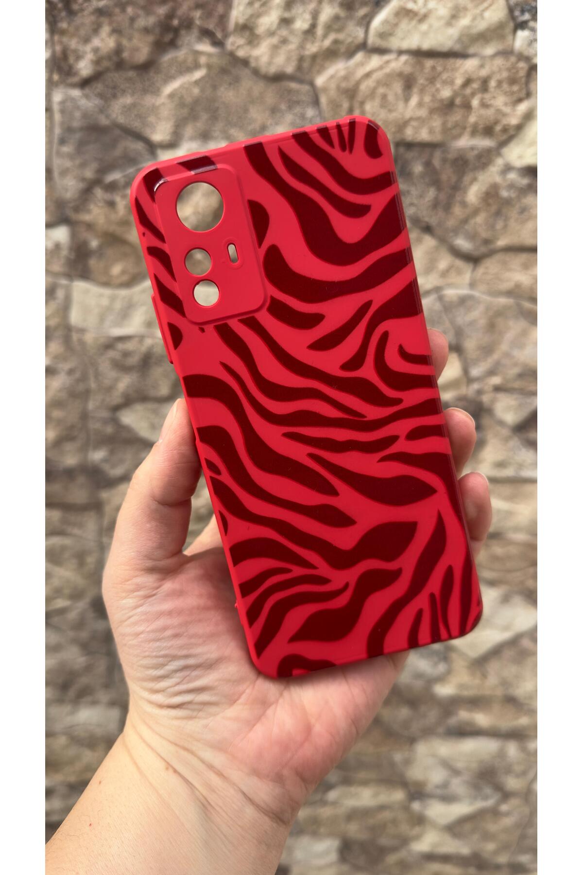 Redmi Note 12S Uyumlu Kırmızı Zebra Desenli Silikon Darbe Emici Klasik Korumalı Rubber Kılıf