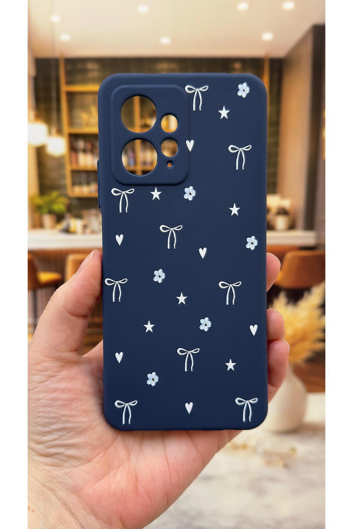 Xiaomi Redmi Note 12 Uyumlu Mini Fiyonk Desenli Silikon Darbe Emici Klasik Korumalı Rubber Kılıf