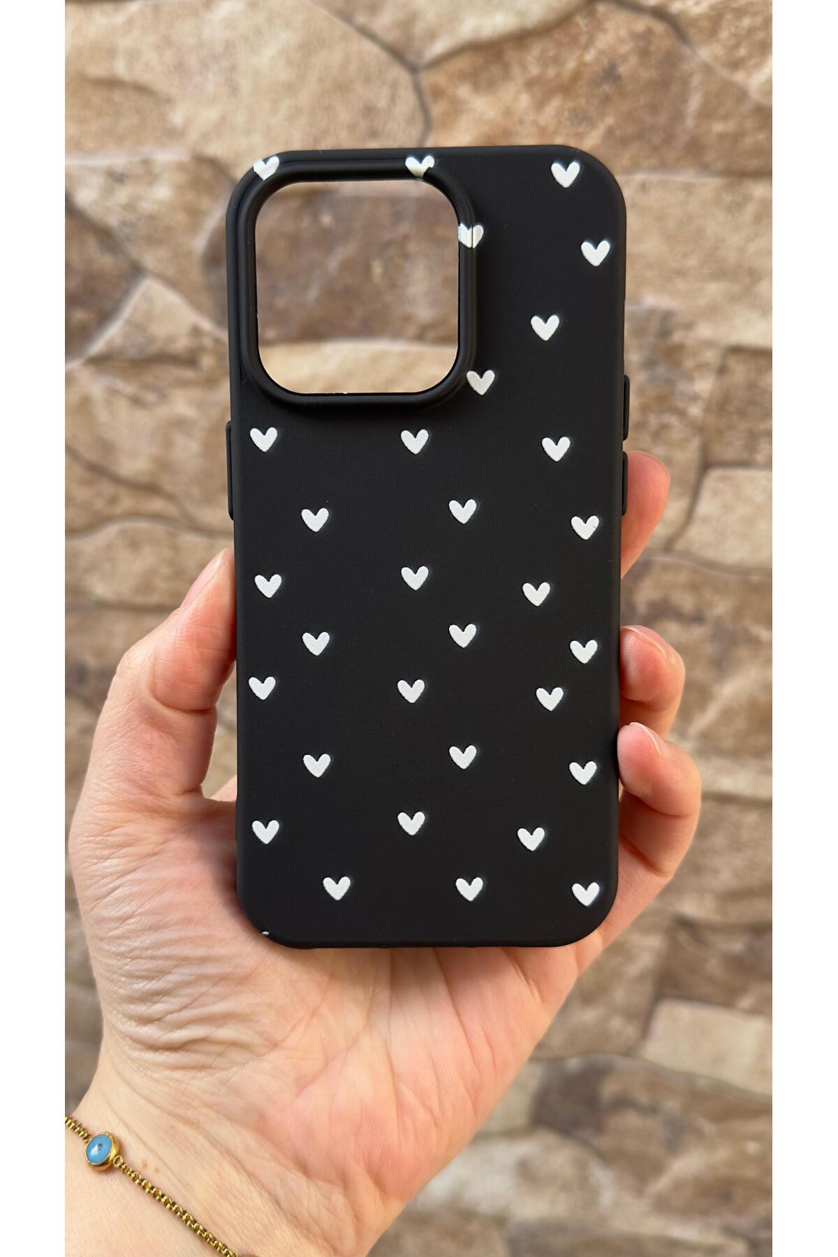 Iphone 15 Pro Uyumlu Mini Beyaz Kalp Desenli Silikon Darbe Emici Klasik Korumalı Rubber Kılıf