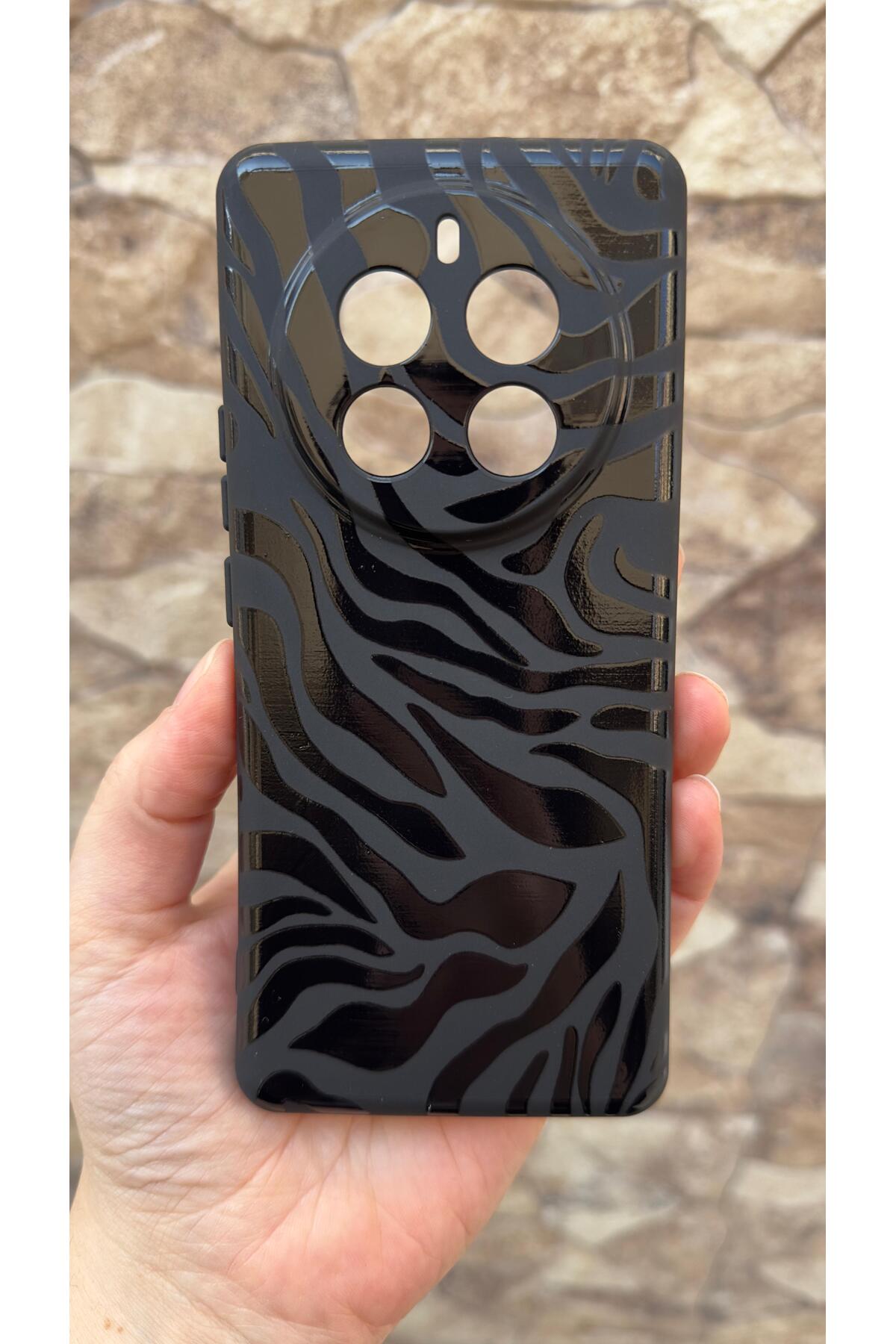 Realme 12 Pro Uyumlu Zebra Desenli Silikon Darbe Emici Klasik Korumalı Rubber Kılıf