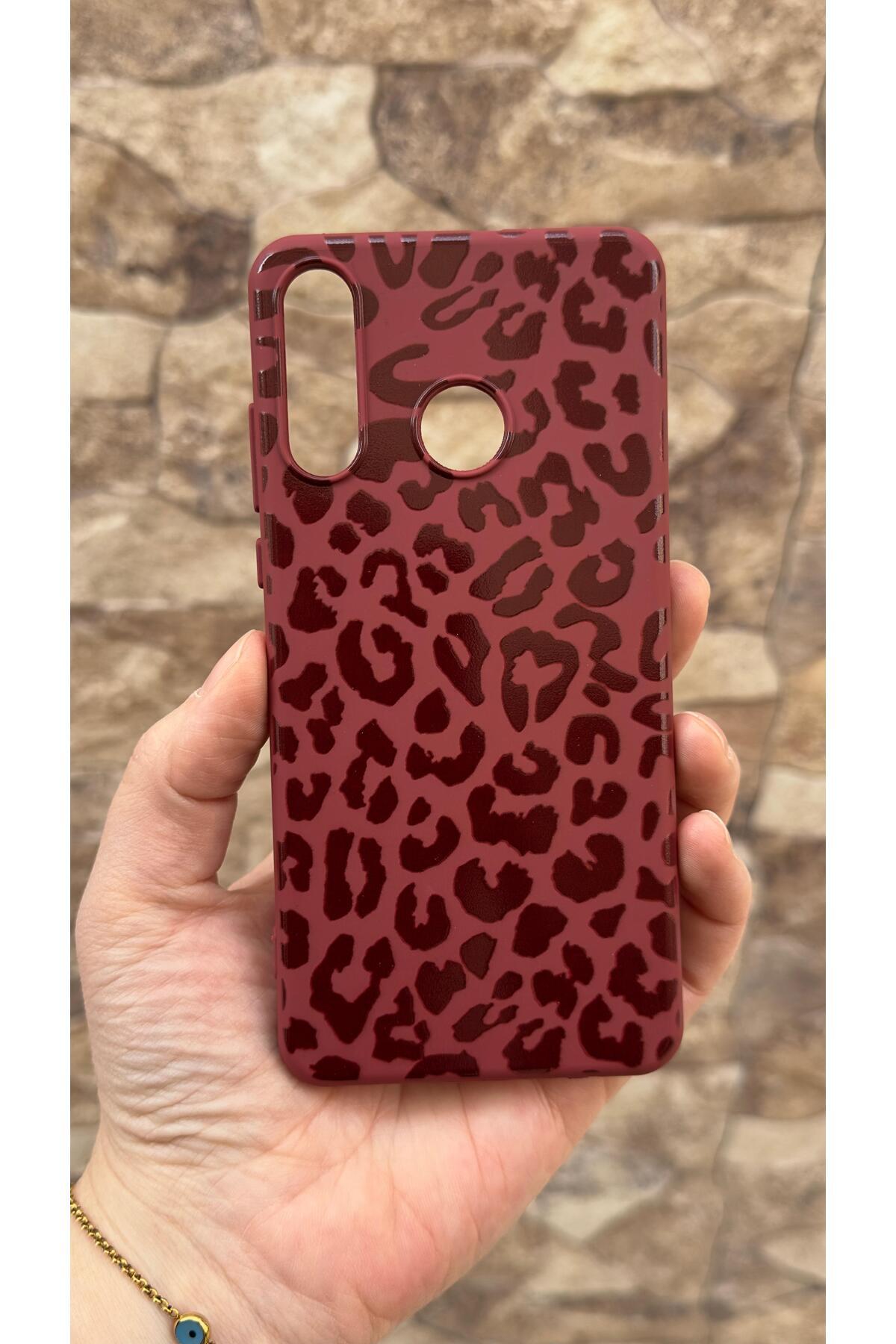 Huawei P30 Lite Uyumlu Leopar Desenli Silikon Darbe Emici Klasik Korumalı Rubber Kılıf