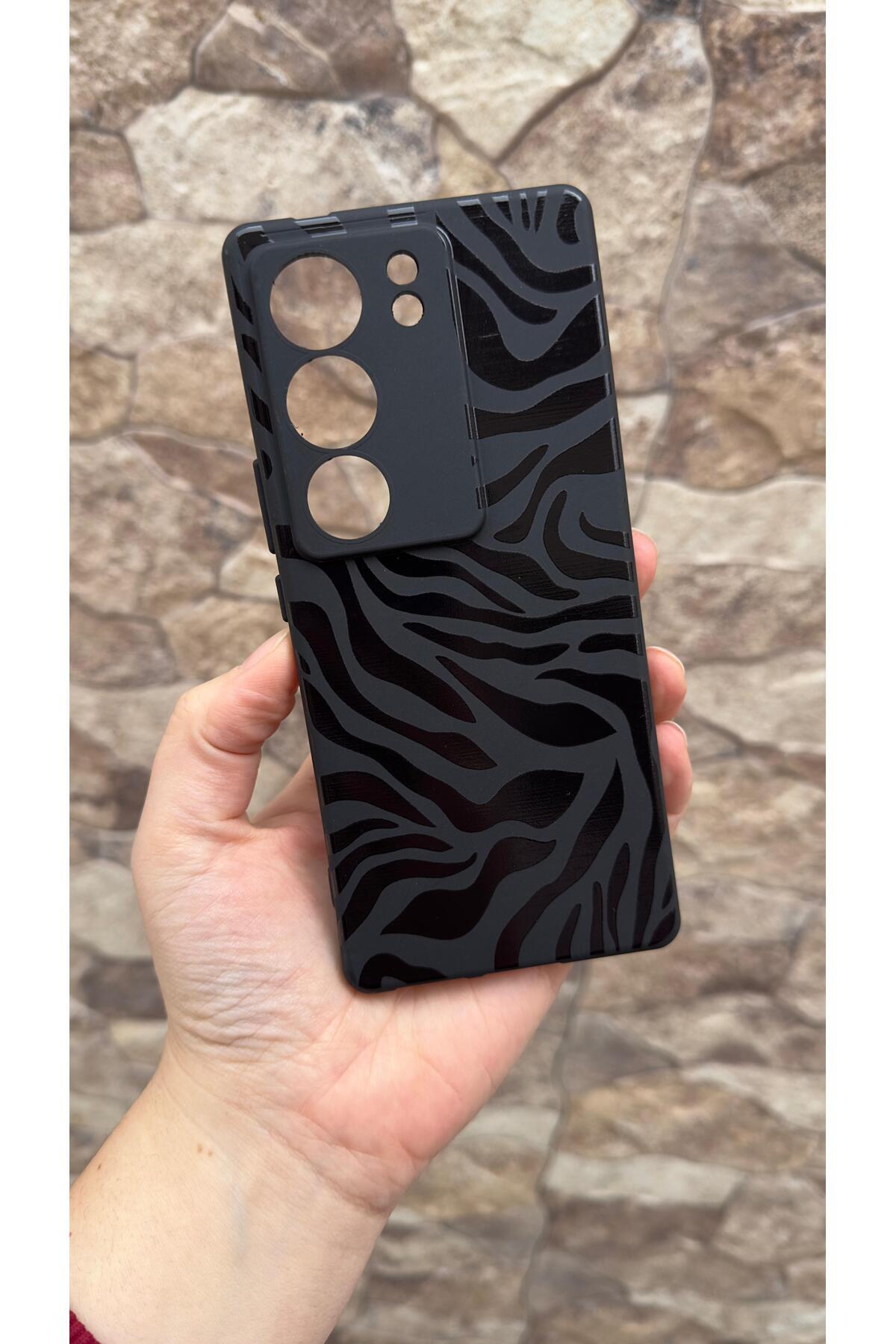 VİVO V29 Uyumlu Zebra Desenli Silikon Darbe Emici Klasik Korumalı Rubber Kılıf