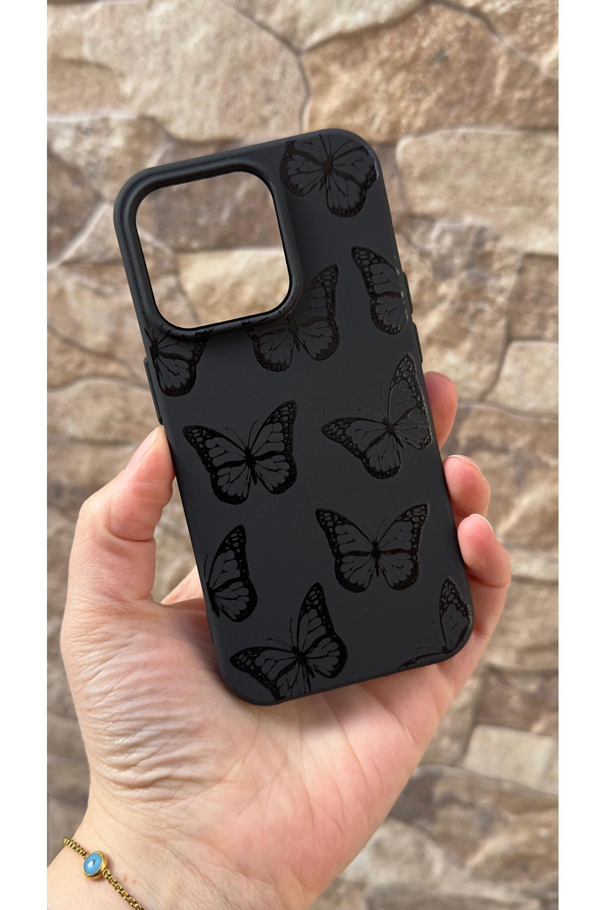 Iphone 15 Pro Uyumlu Siyah Kelebek Desenli Silikon Darbe Emici Klasik Korumalı Rubber Kılıf