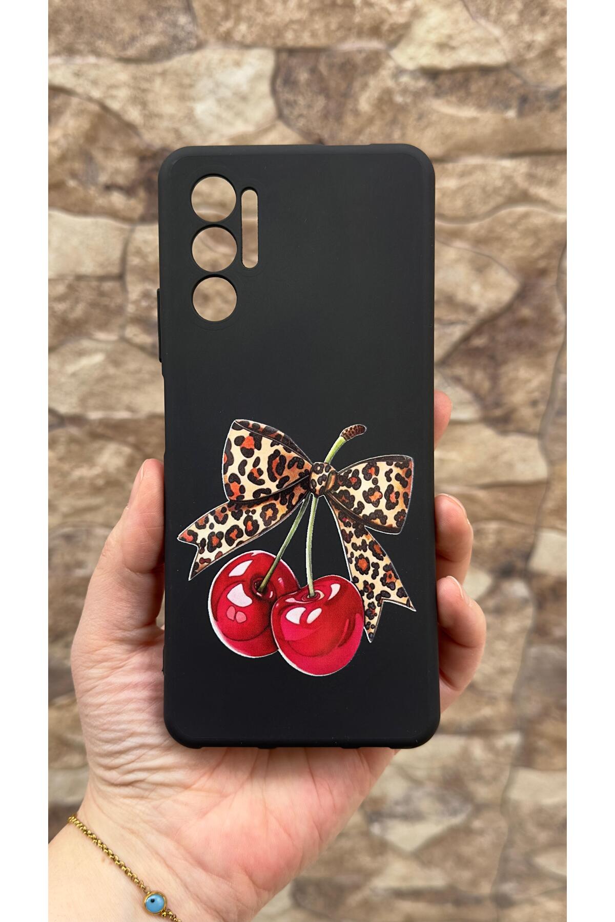 Tecno Pova 3 Uyumlu Kiraz Fiyonk Leopar Desenli Silikon Darbe Emici Klasik Korumalı Rubber Kılıf