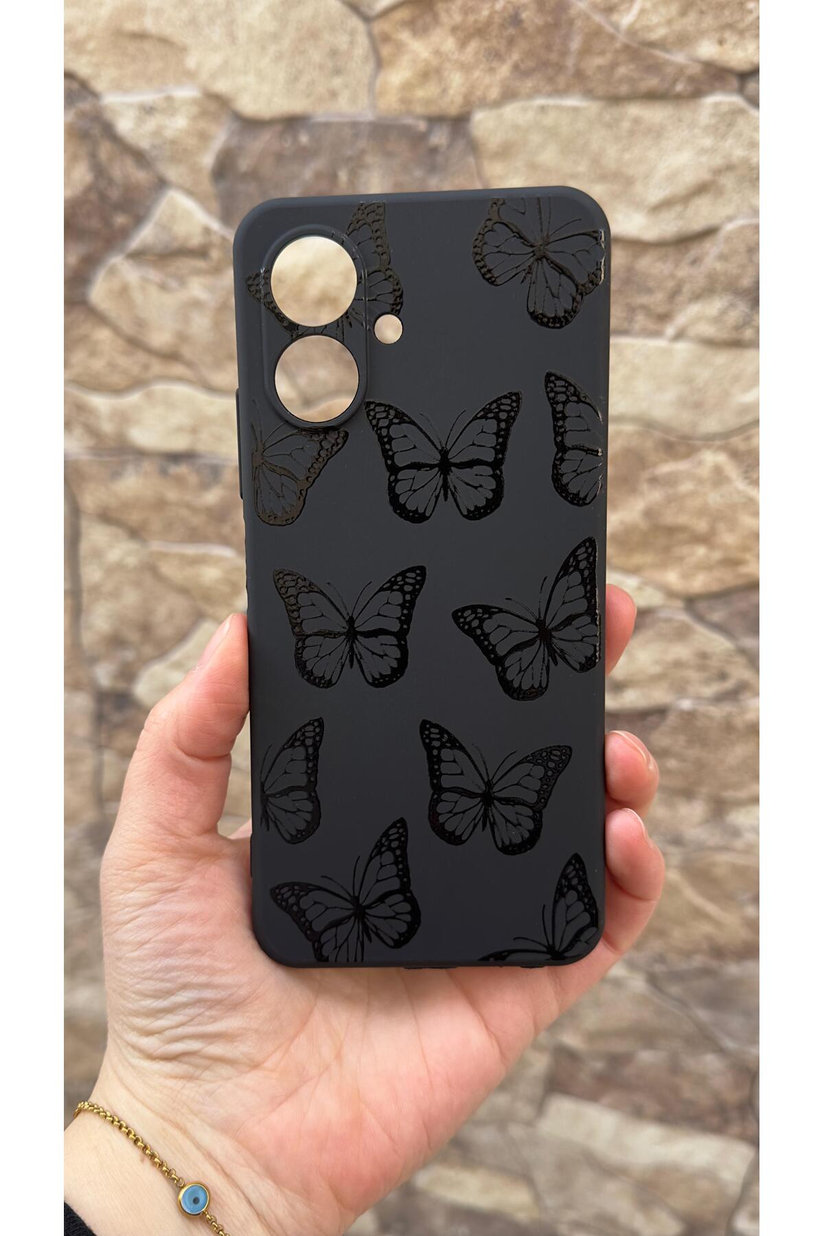 Tecno Spark Go2 Uyumlu Siyah Kelebek Desenli Silikon Darbe Emici Klasik Korumalı Rubber Kılıf