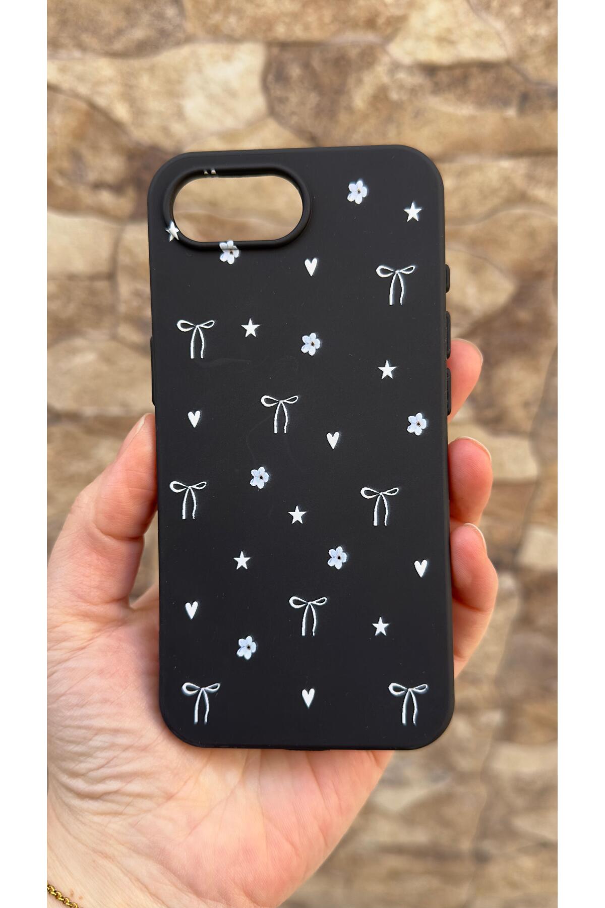 İphone 16E Uyumlu Mini Fiyonk Desenli Silikon Darbe Emici Klasik Korumalı Rubber Kılıf