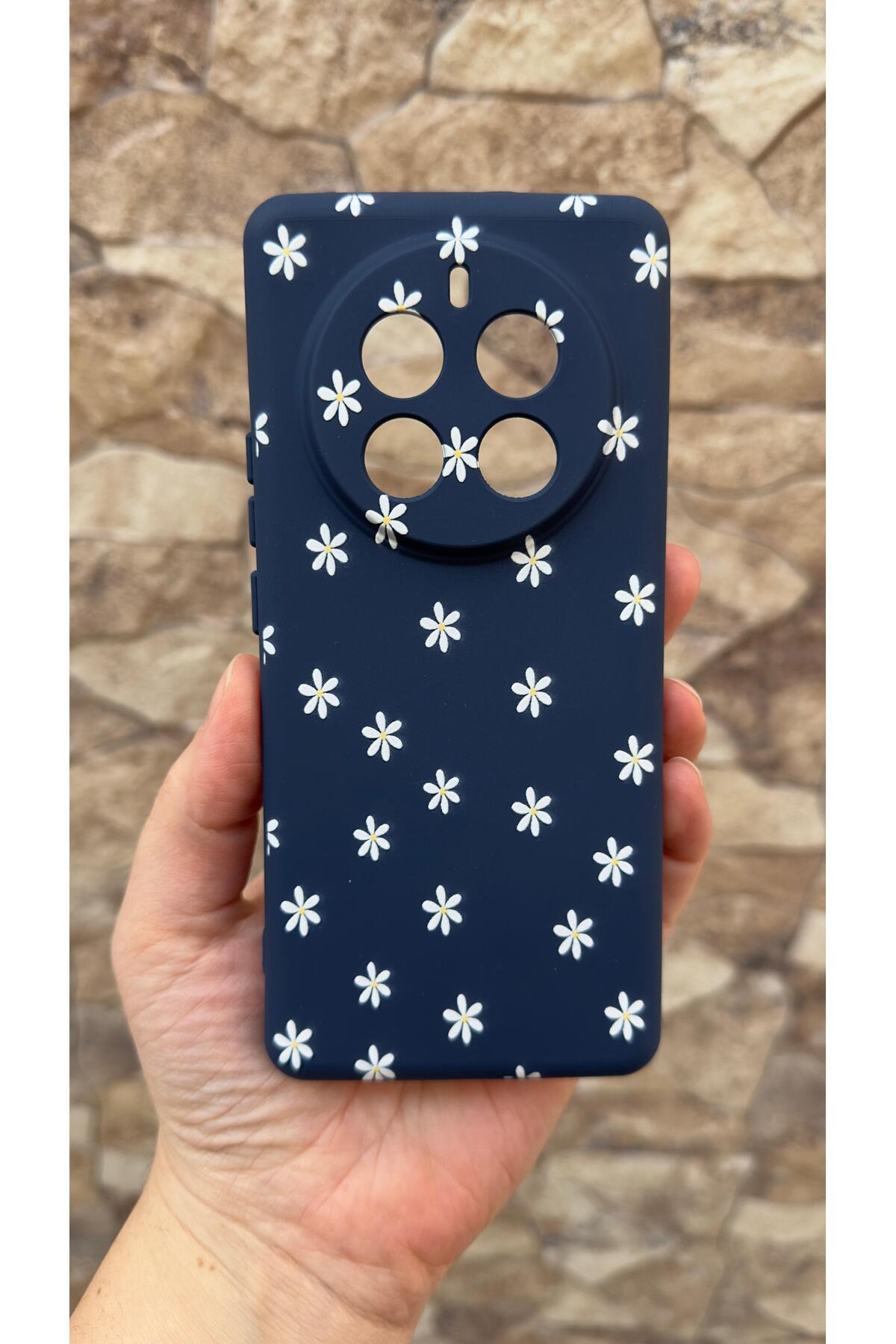 Realme 12 Pro Uyumlu Mini Papatya Desenli Silikon Darbe Emici Klasik Korumalı Rubber Kılıf