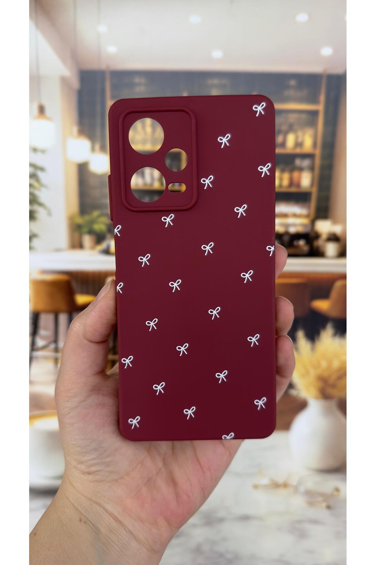 Redmi Note 12 Pro 5G Uyumlu Beyaz Fiyonk Desenli Silikon Darbe Emici Klasik Korumalı Rubber Kılıf