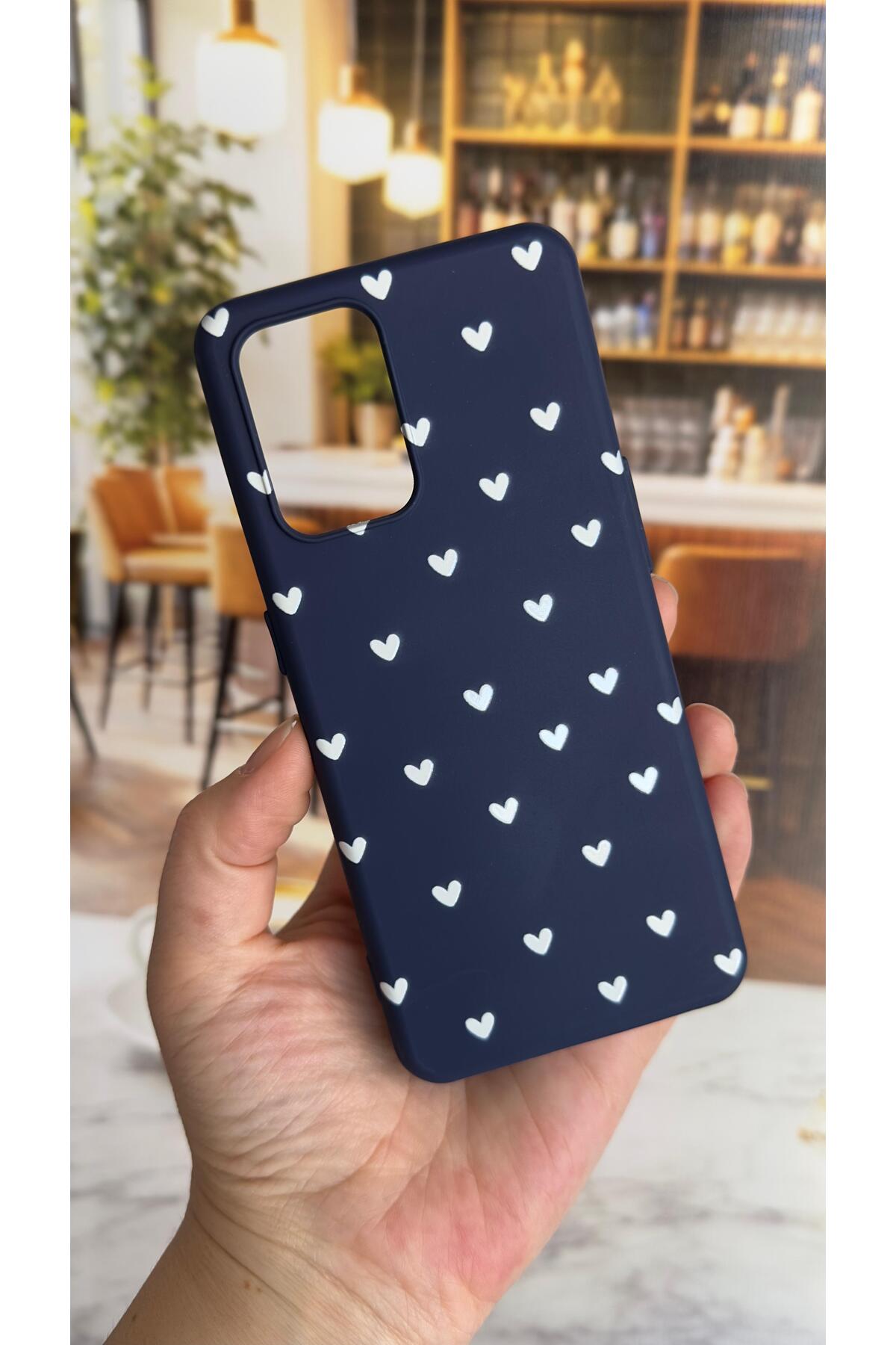 Oppo A54 Uyumlu Mini Beyaz Kalp Desenli Silikon Darbe Emici Klasik Korumalı Rubber Kılıf