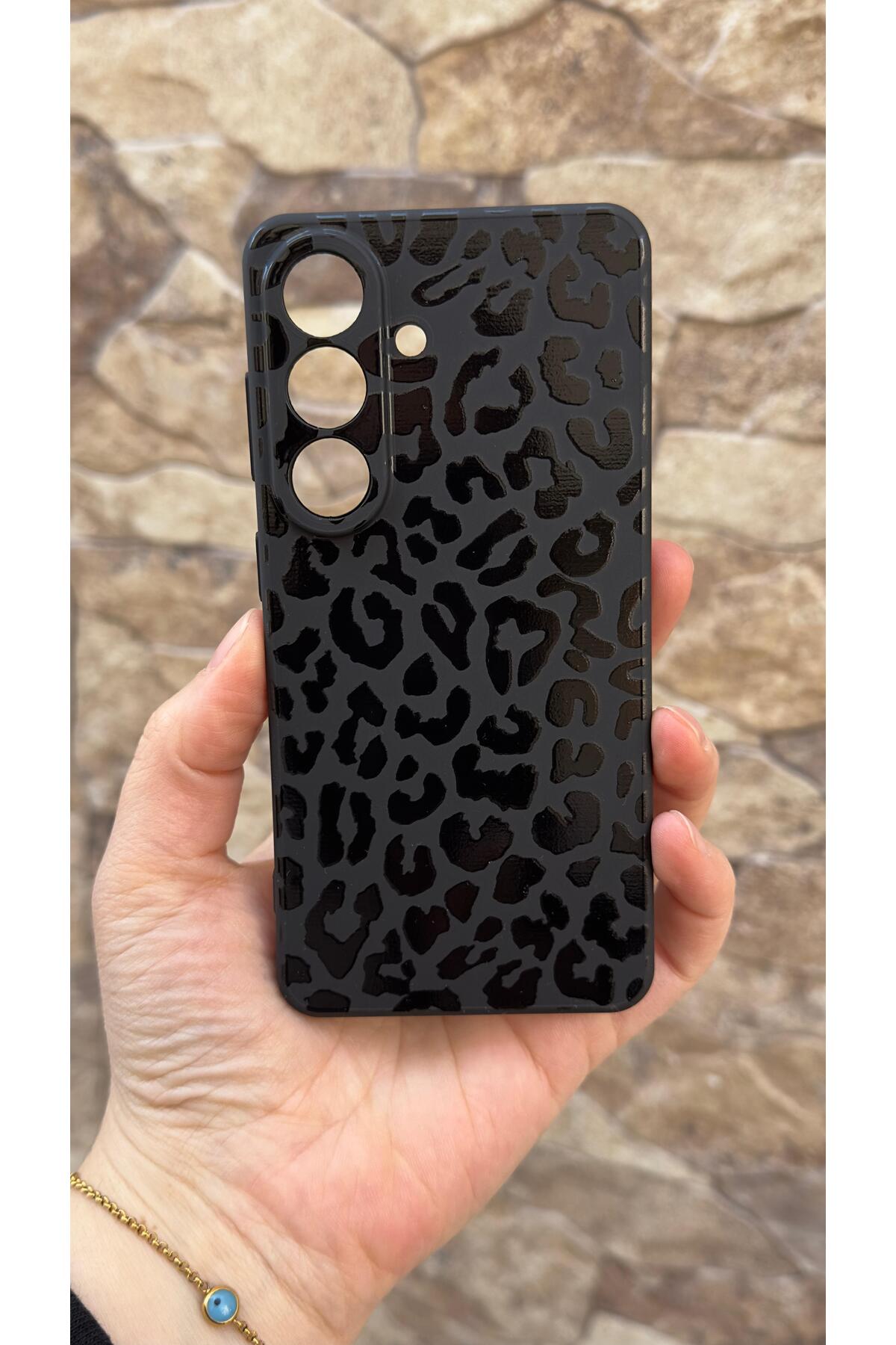 Samsung Galaxy S26 Uyumlu Leopar Desenli Silikon Darbe Emici Klasik Korumalı Rubber Kılıf
