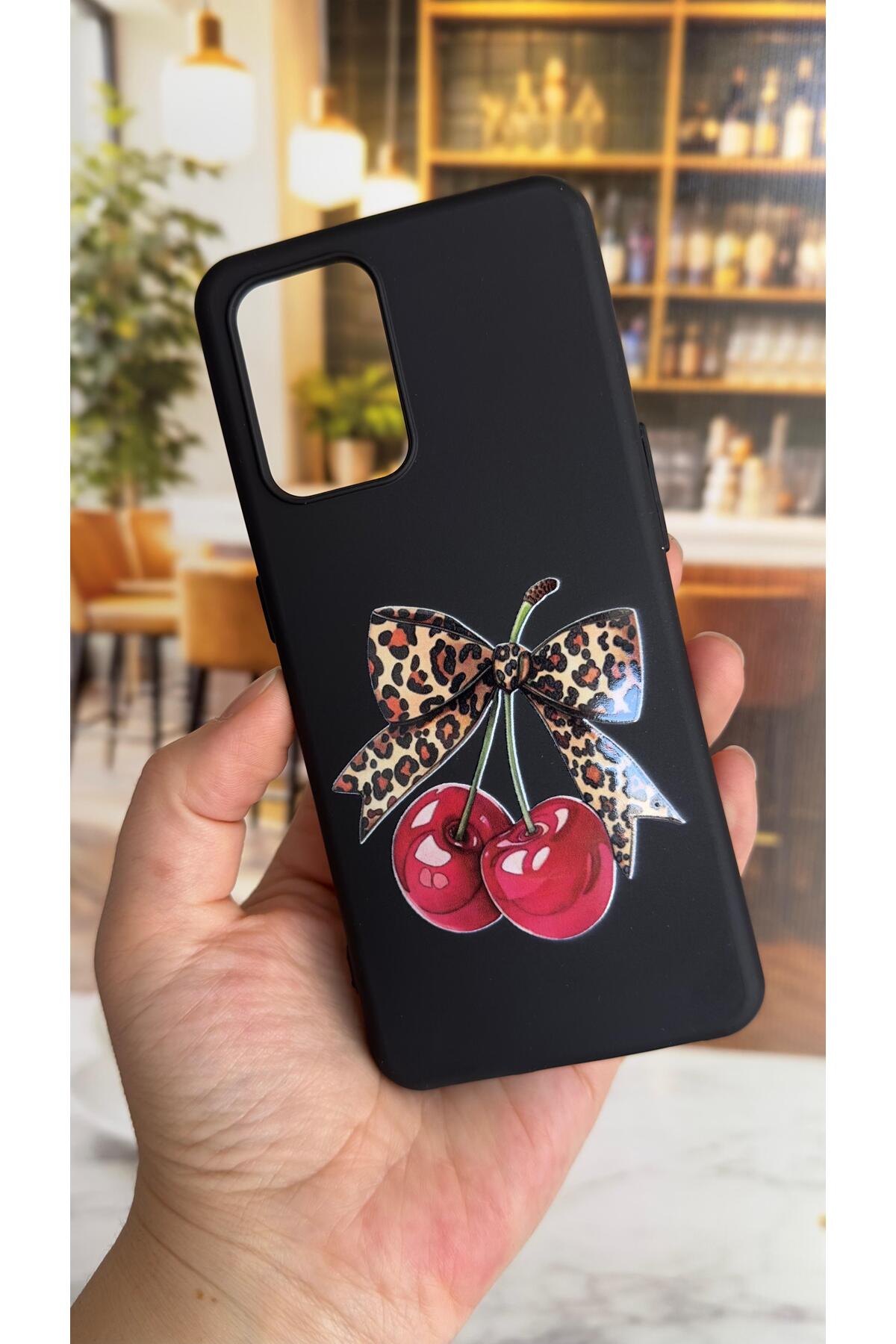 Oppo A55 Uyumlu Kiraz Fiyonk Leopar Desenli Silikon Darbe Emici Klasik Korumalı Rubber Kılıf