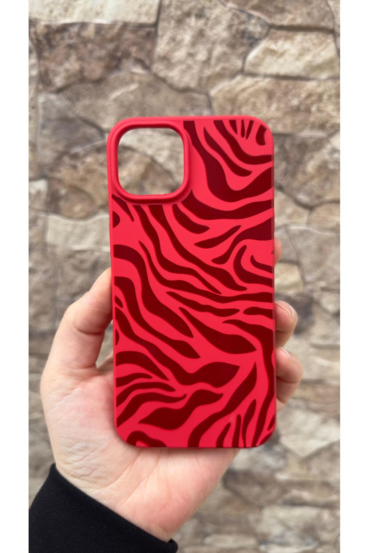 iPhone 11 Uyumlu Kırmızı Zebra Desenli Silikon Darbe Emici Klasik Korumalı Rubber Kılıf