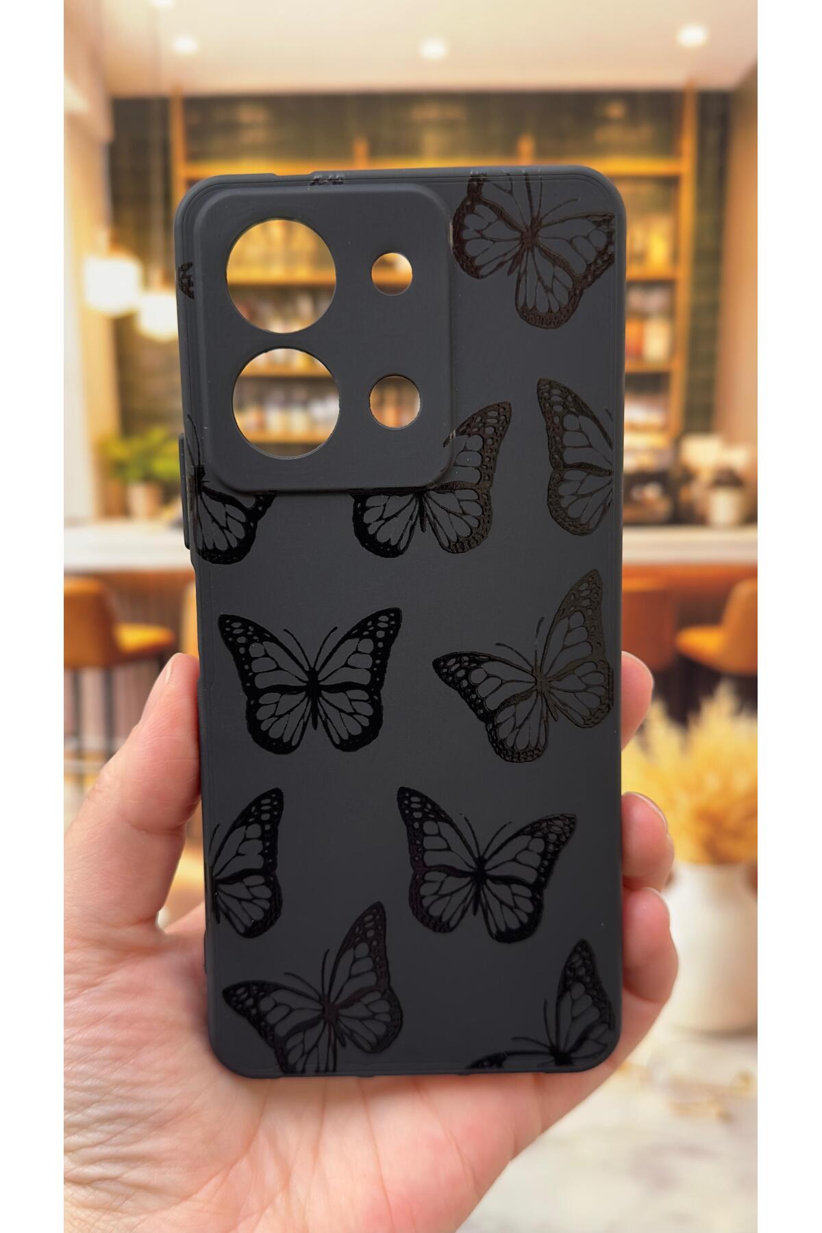 VİVO Y28 Uyumlu Siyah Kelebek Desenli Silikon Darbe Emici Klasik Korumalı Rubber Kılıf