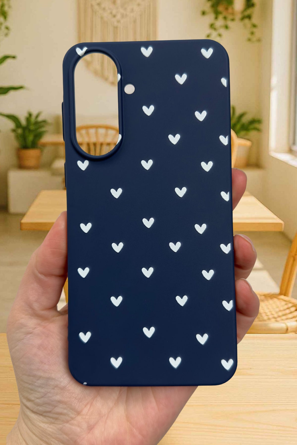 Samsung Galaxy A37 Uyumlu Mini Beyaz Kalp Desenli Silikon Darbe Emici Klasik Korumalı Rubber Kılıf