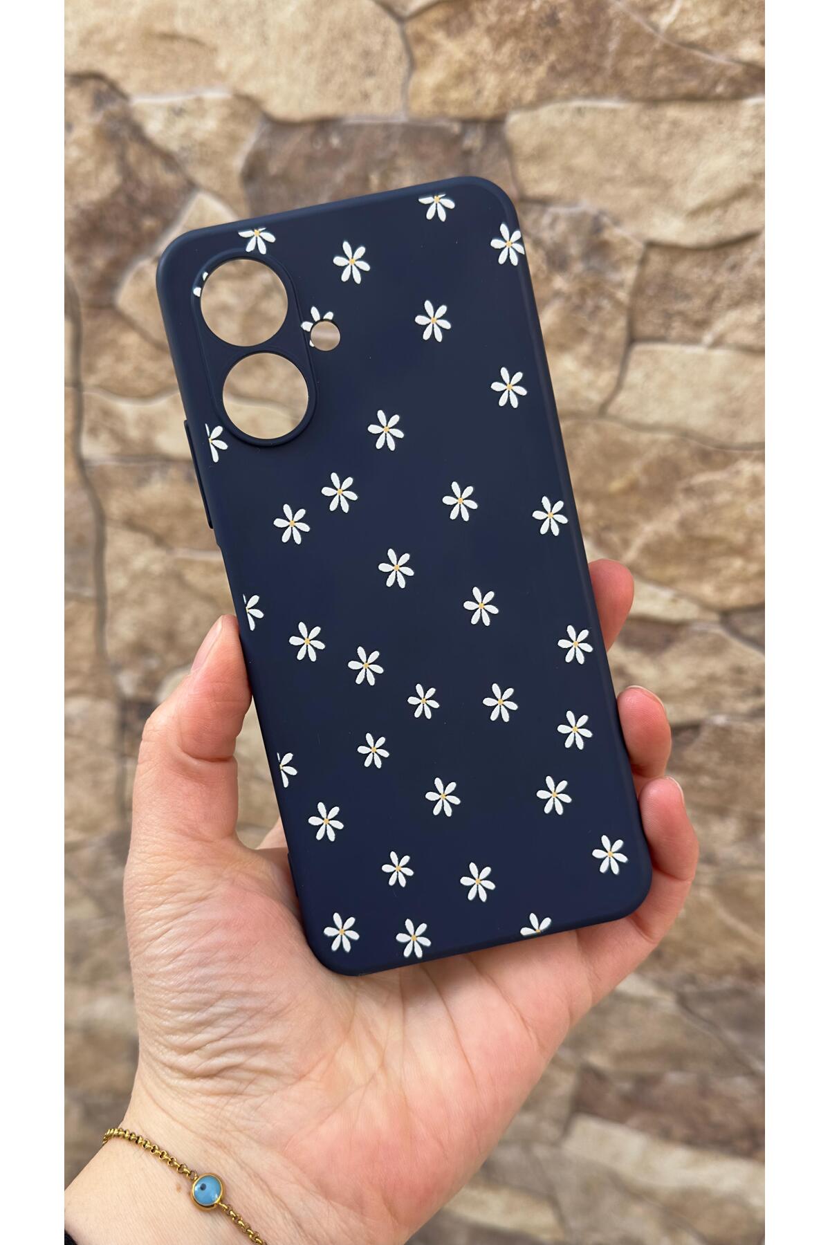 Tecno Spark Go2 Uyumlu Mini Papatya Desenli Silikon Darbe Emici Klasik Korumalı Rubber Kılıf
