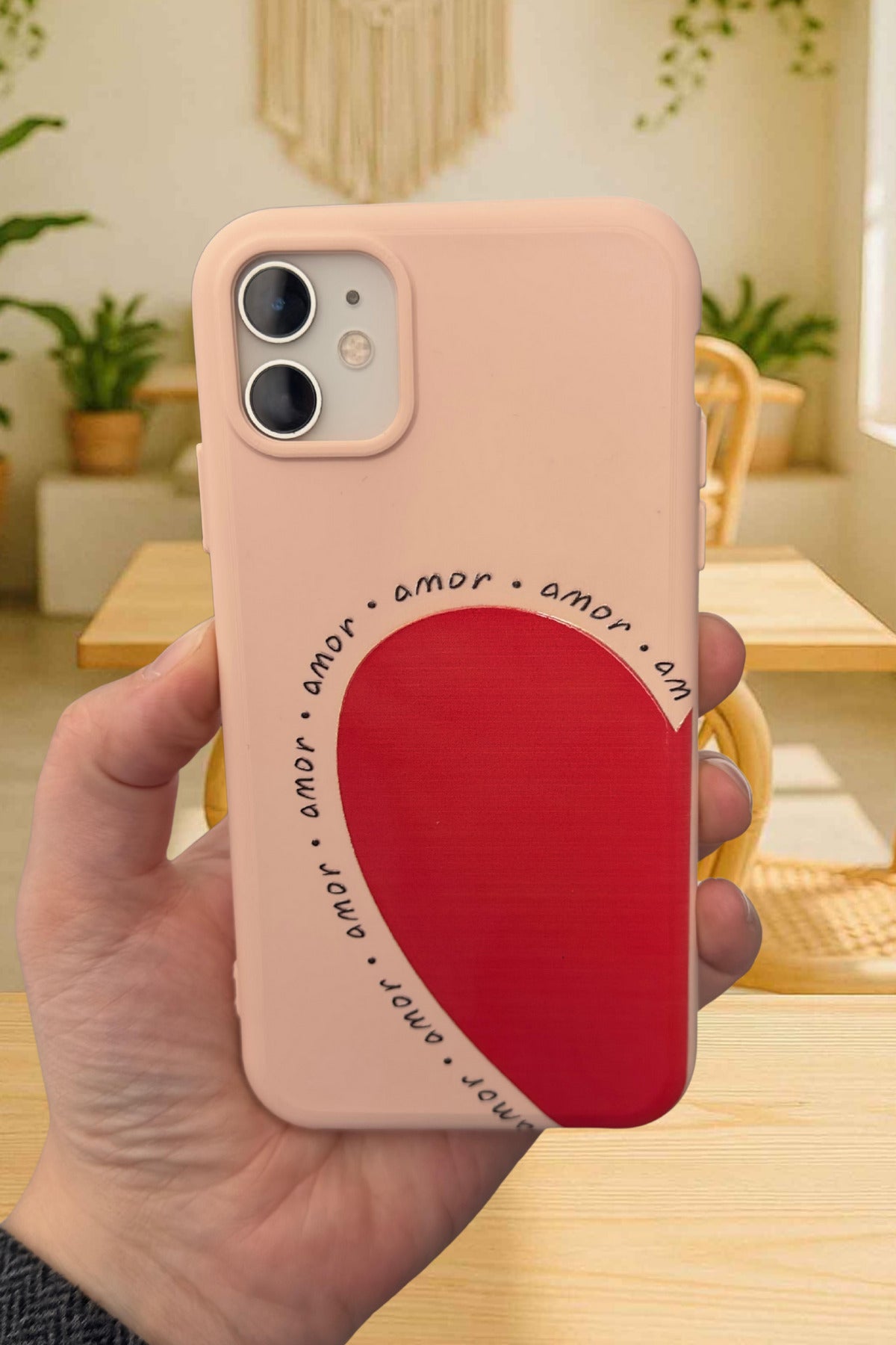 iPhone 11 Uyumlu Amor Kalp Silikon Darbe Emici Klasik Korumalı Rubber Kılıf