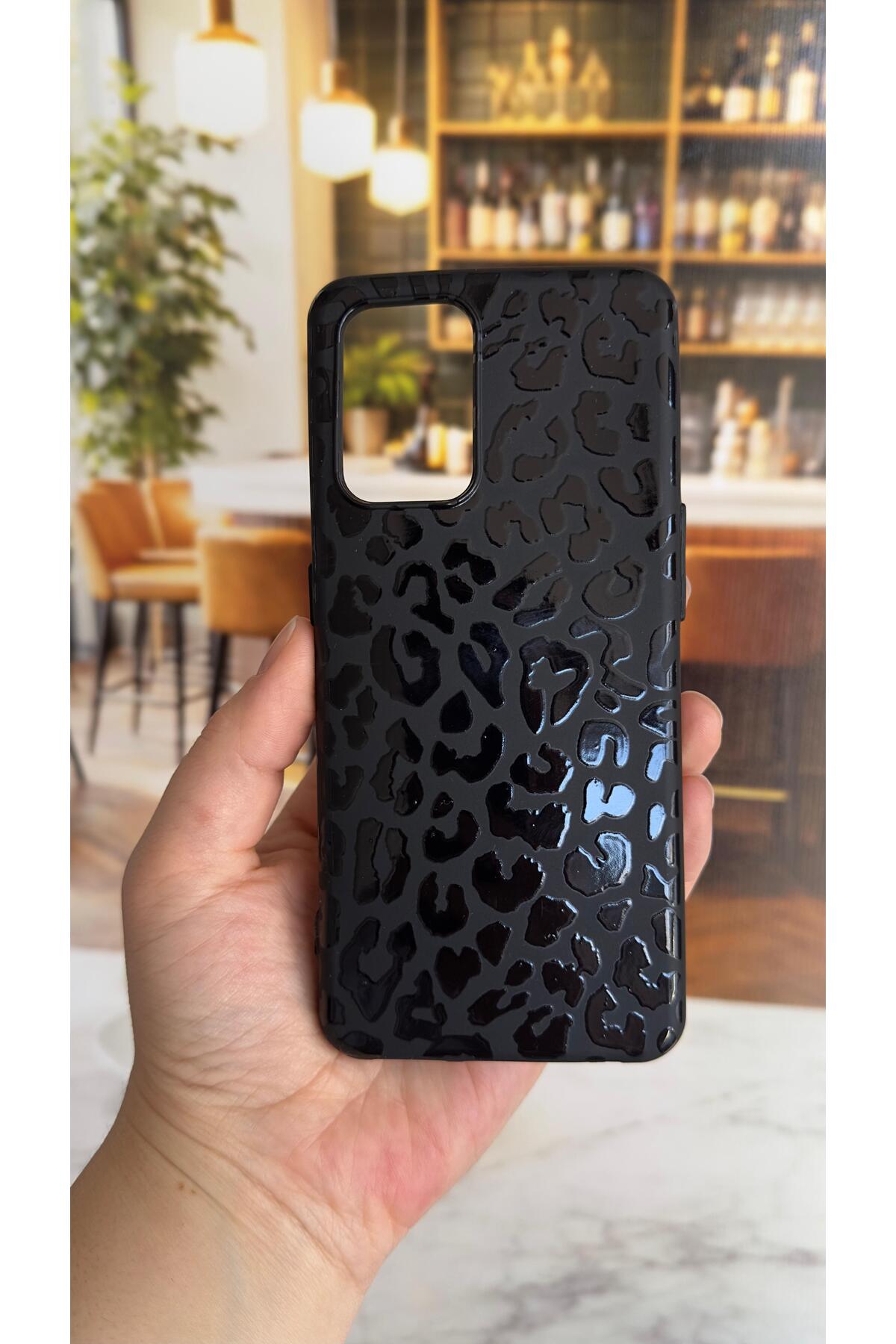 Oppo A55 Uyumlu Leopar Desenli Silikon Darbe Emici Klasik Korumalı Rubber Kılıf