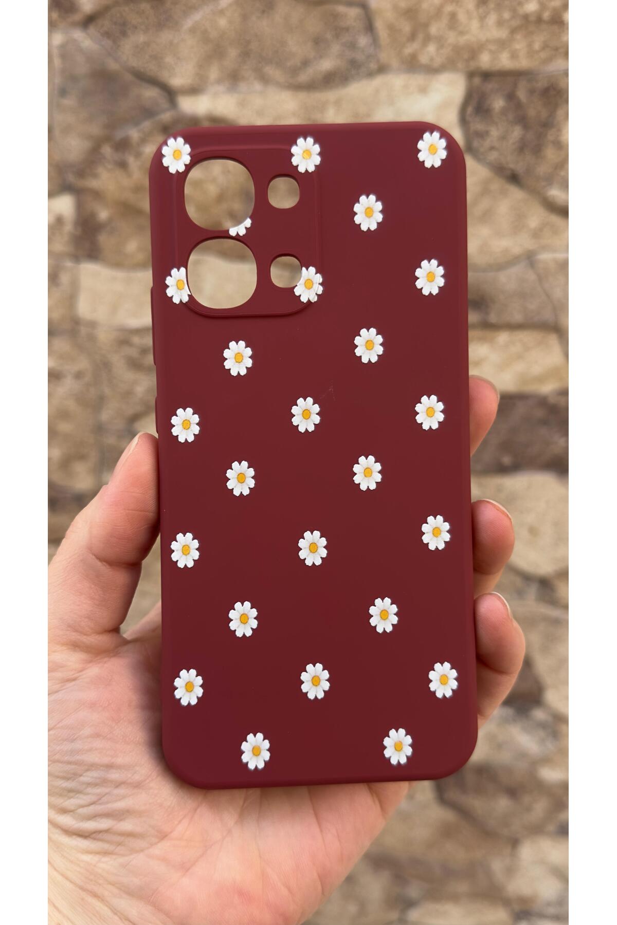 Oppo A6 Pro Uyumlu Beyaz Papatya Desenli Silikon Darbe Emici Klasik Korumalı Rubber Kılıf
