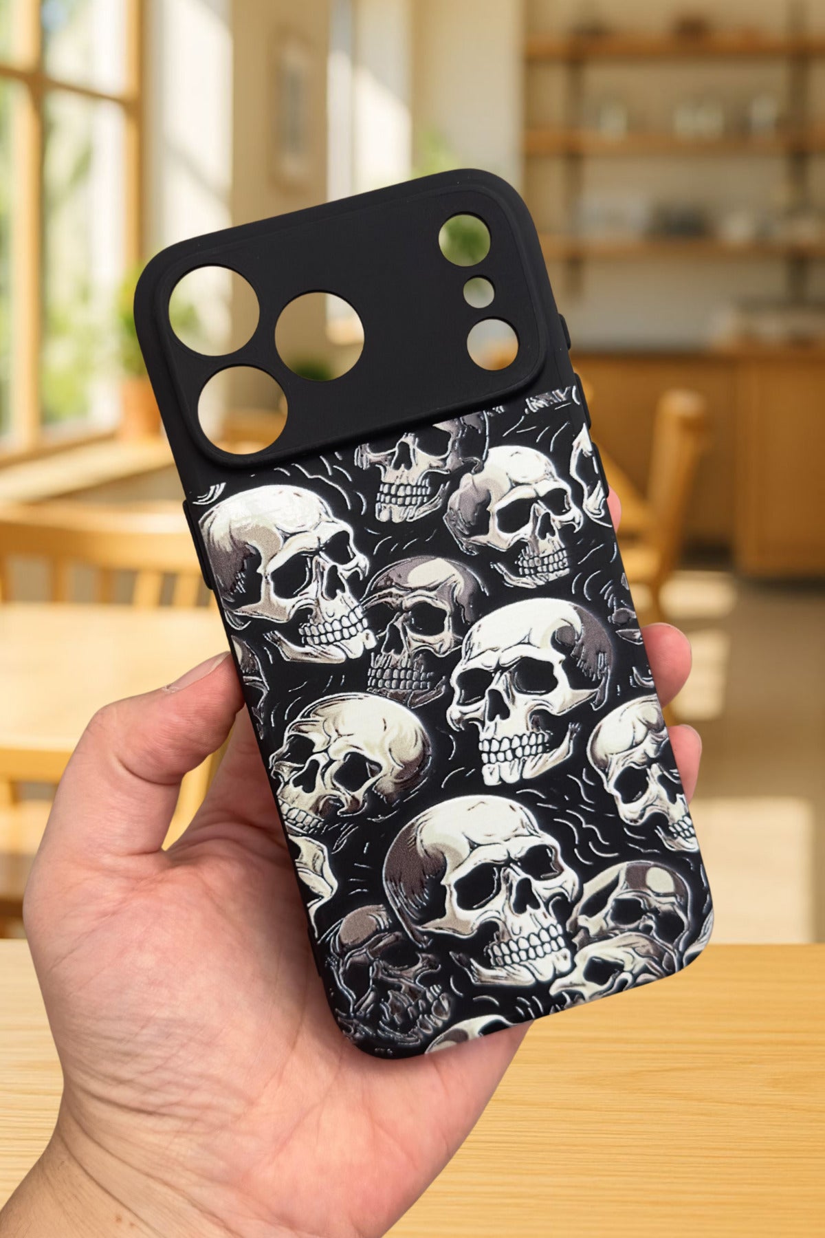 iPhone 17 Pro Uyumlu Kuru Kafa Silikon Darbe Emici Klasik Korumalı Rubber Kılıf