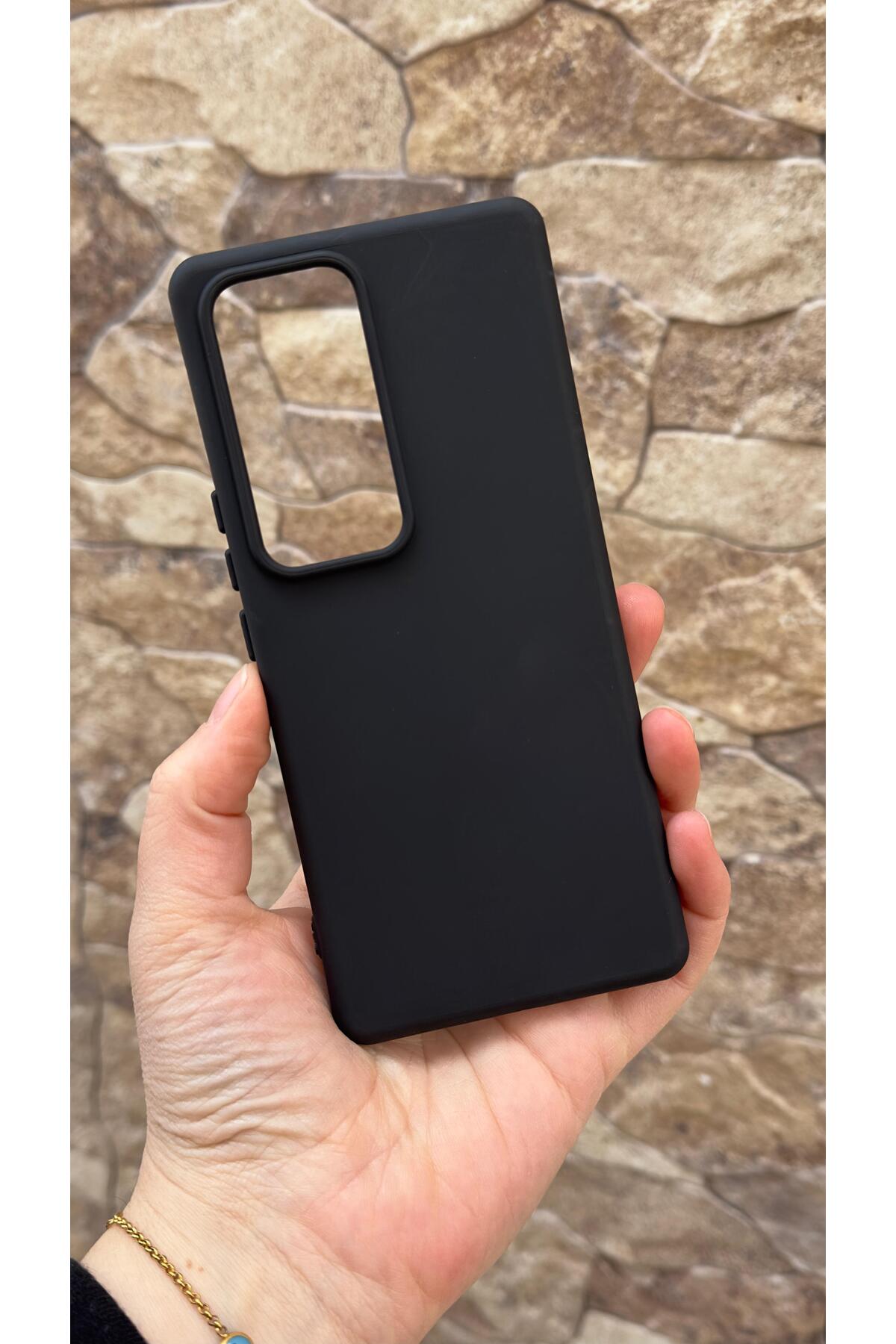 Vivo V30 Uyumlu Silikon Darbe Emici Klasik Korumalı Rubber Kılıf