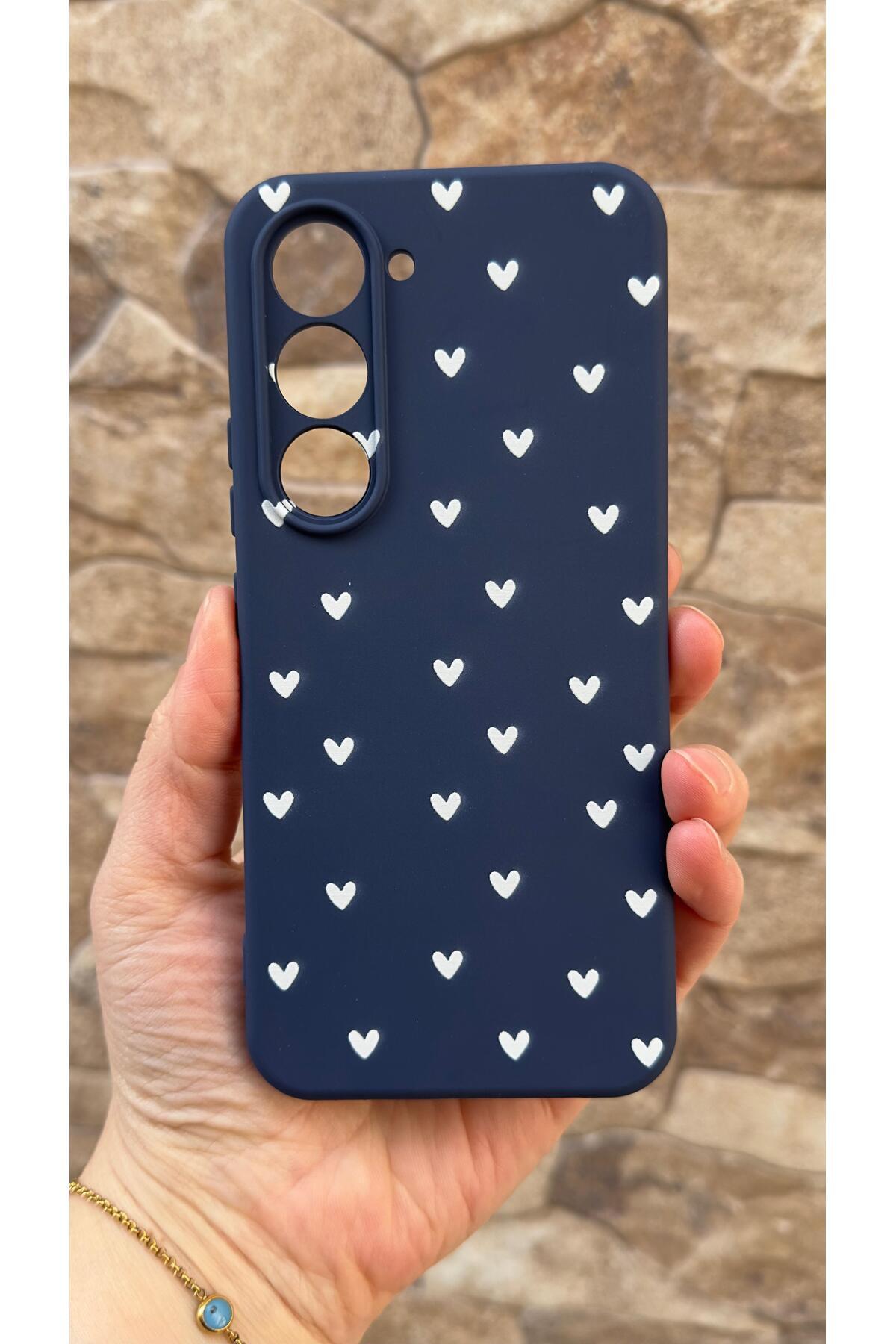 Tecno Spark 40 Pro Uyumlu Mini Kalp Desenli Silikon Darbe Emici Klasik Korumalı Rubber Kılıf