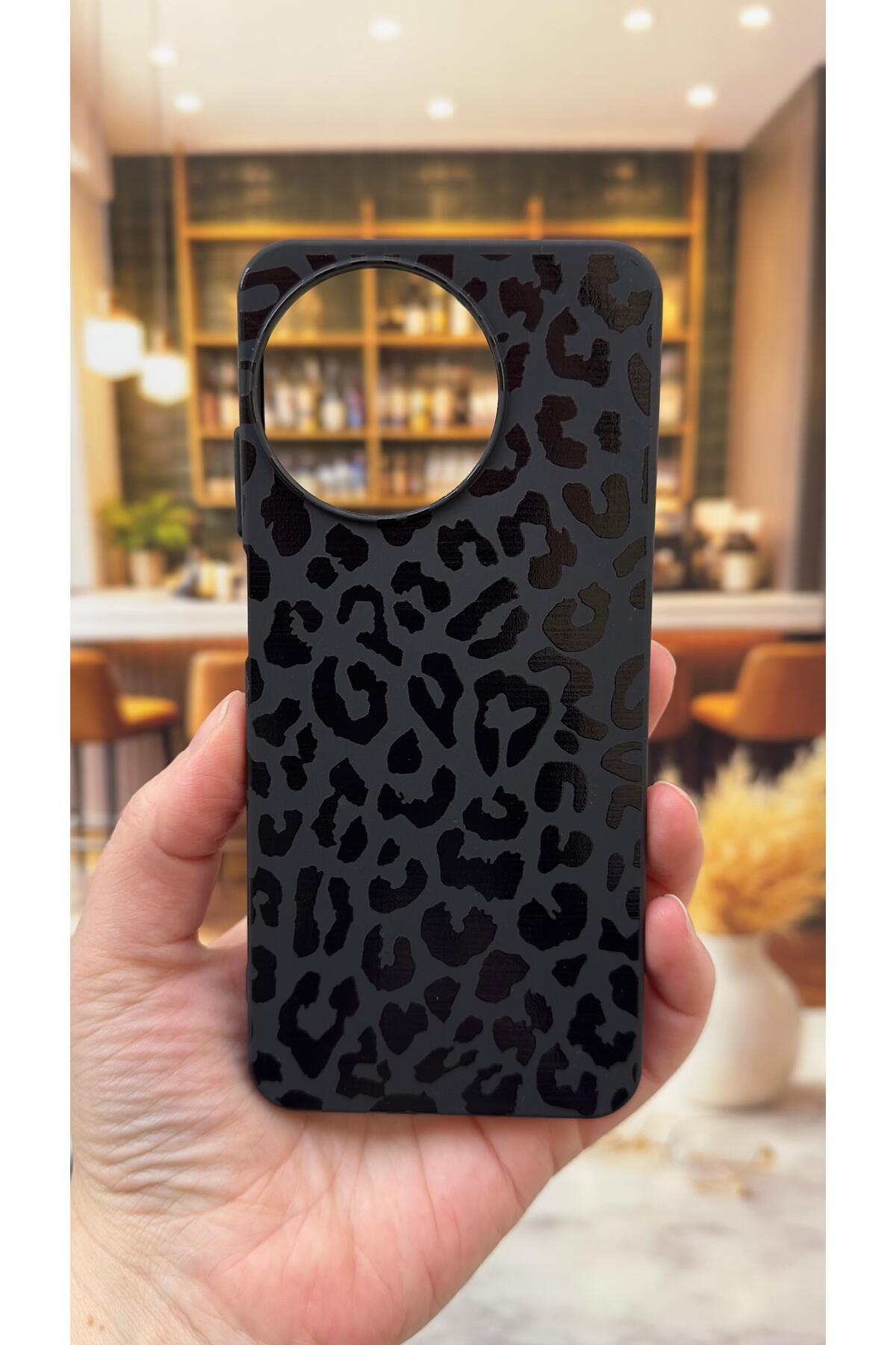 Realme 11 Uyumlu Leopar Desenli Silikon Darbe Emici Klasik Korumalı Rubber Kılıf