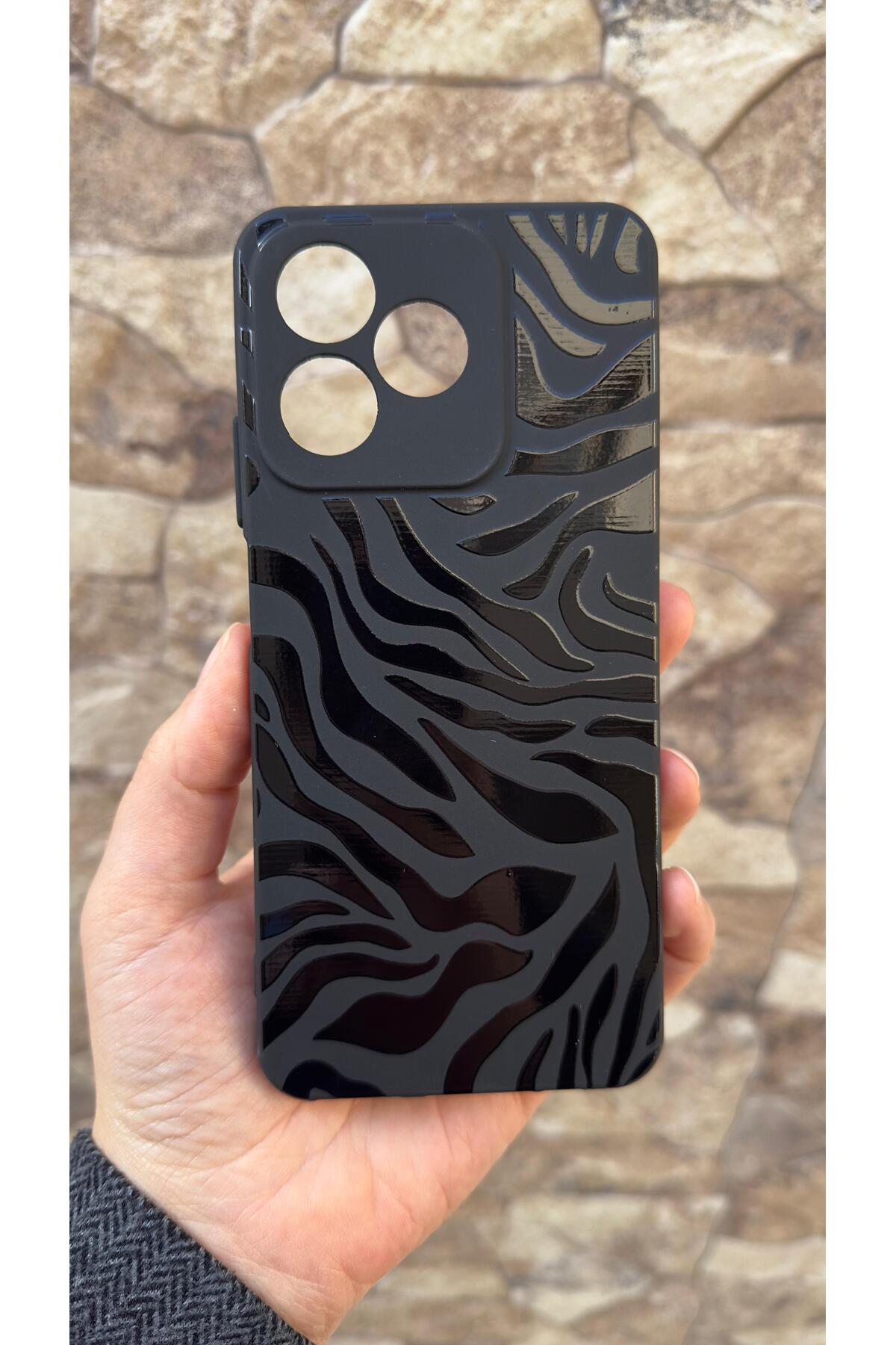 Realme C63 Uyumlu Zebra Desenli Silikon Darbe Emici Klasik Korumalı Rubber Kılıf