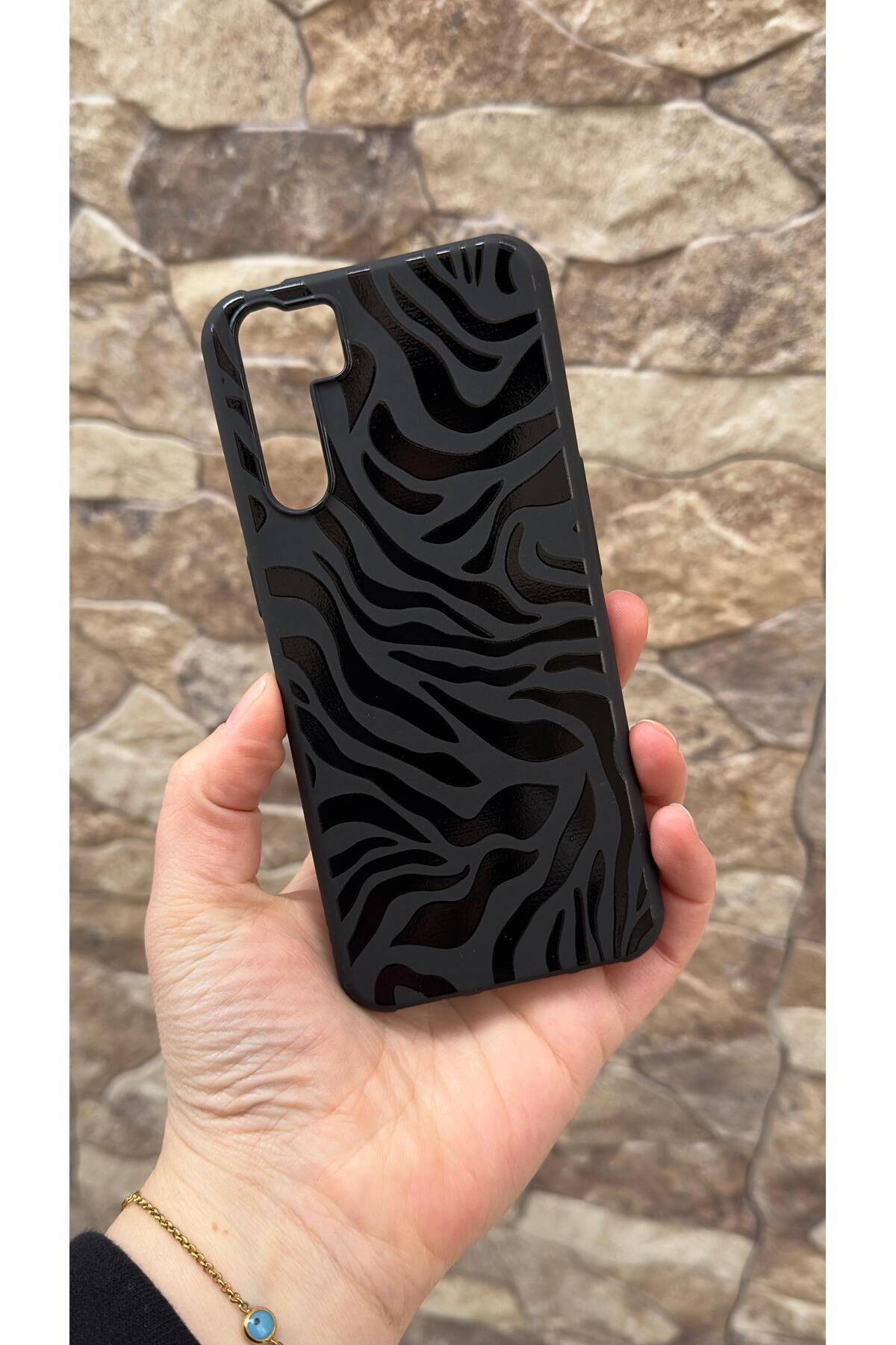 Oppo A91 Uyumlu Zebra Desenli Silikon Darbe Emici Klasik Korumalı Rubber Kılıf