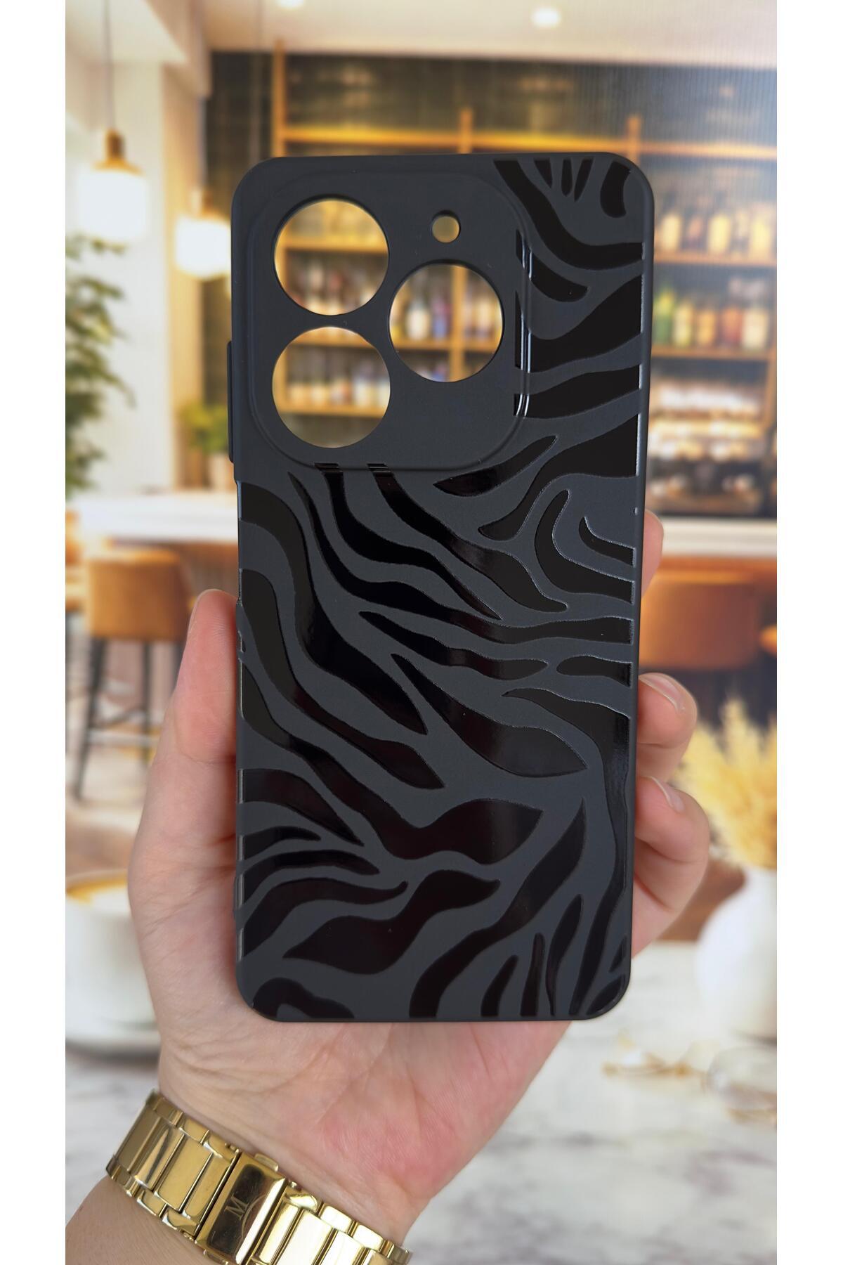 Tecno Spark 20/20C Uyumlu Zebra Desenli Silikon Darbe Emici Klasik Korumalı Rubber Kılıf