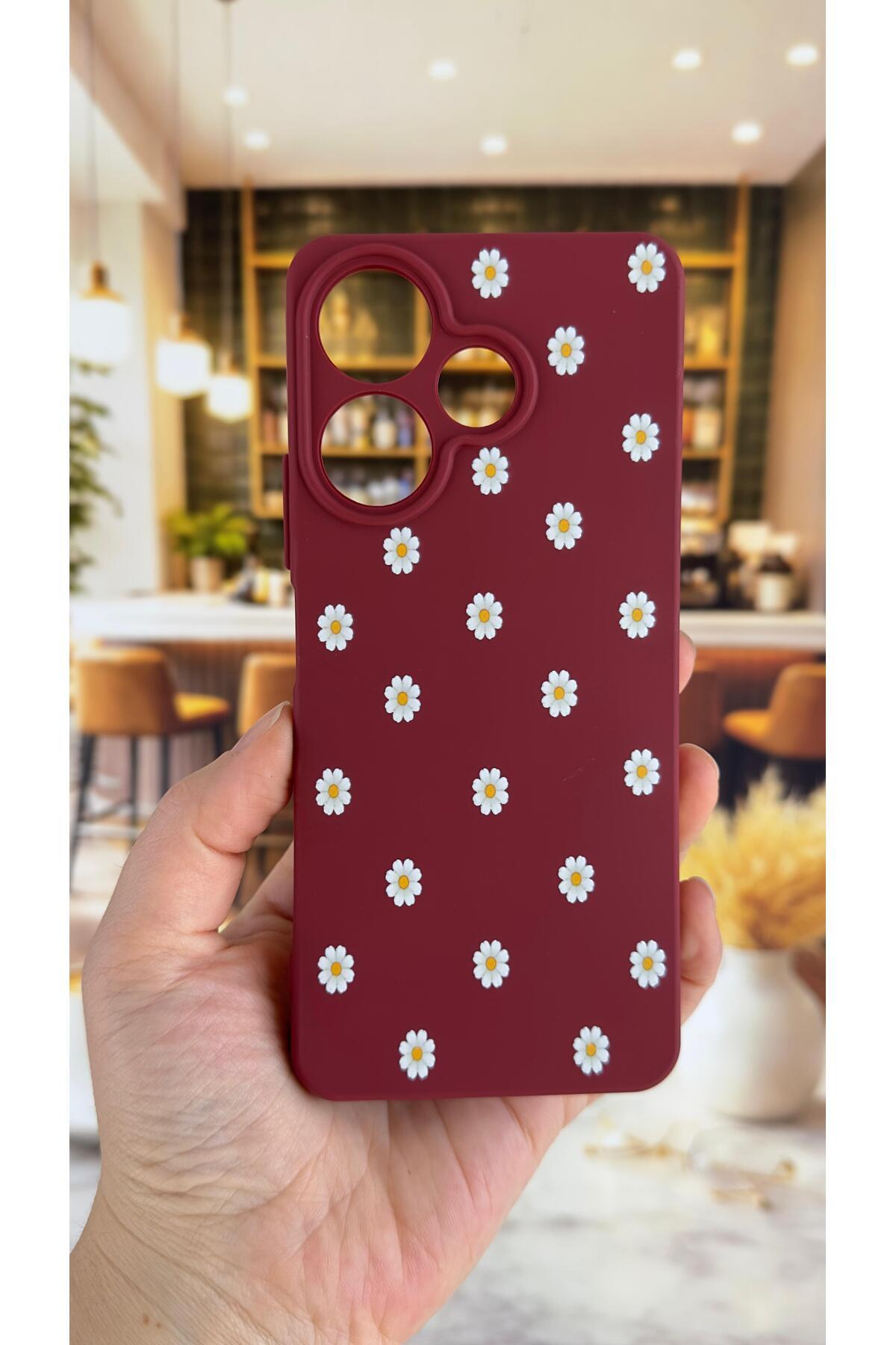 Xiaomi Redmi 13 4G Uyumlu Beyaz Papatya Desenli Silikon Darbe Emici Klasik Korumalı Rubber Kılıf