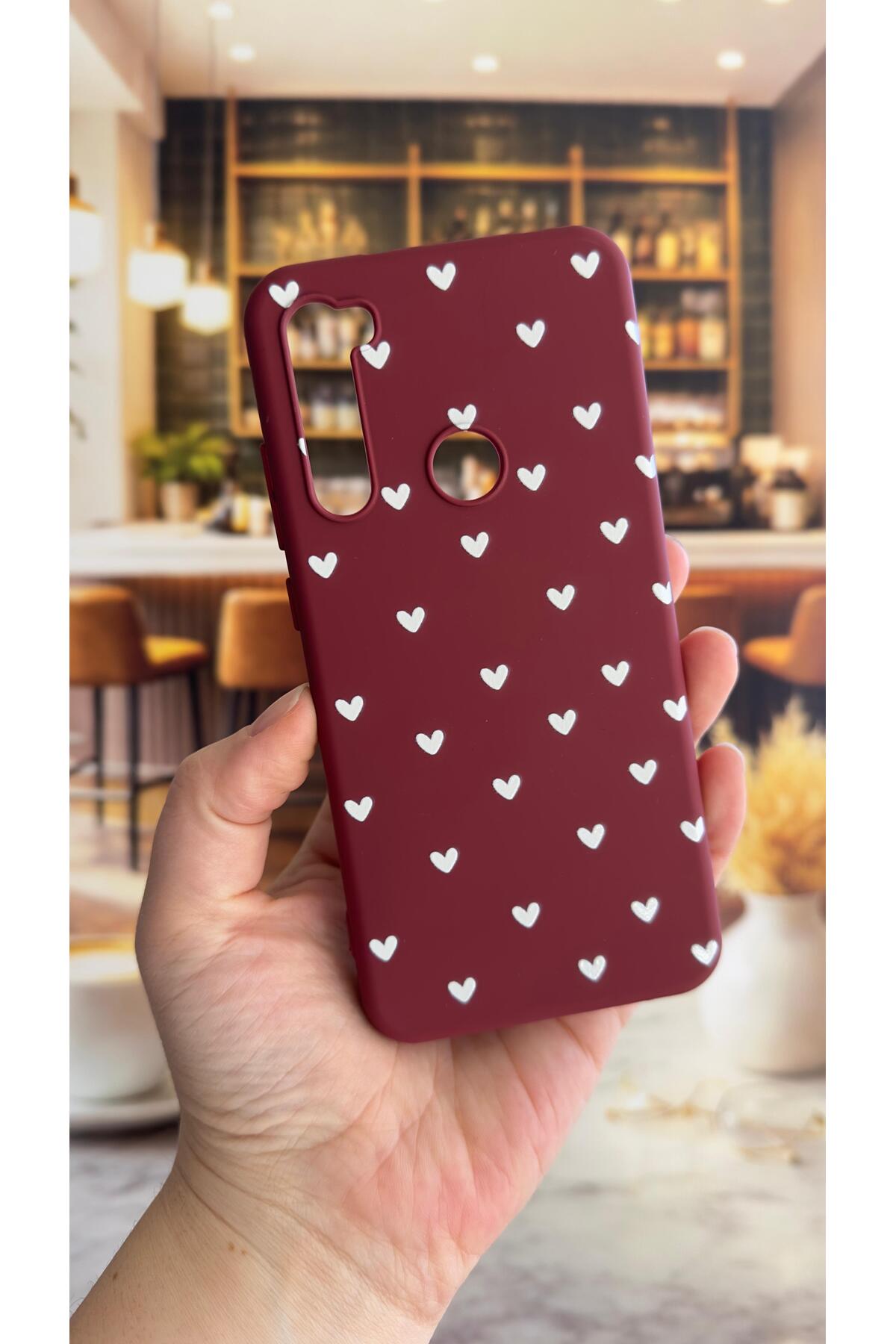 Xiaomi Redmi Note 8 Uyumlu Beyaz Kalp Desenli Silikon Darbe Emici Klasik Korumalı Rubber Kılıf