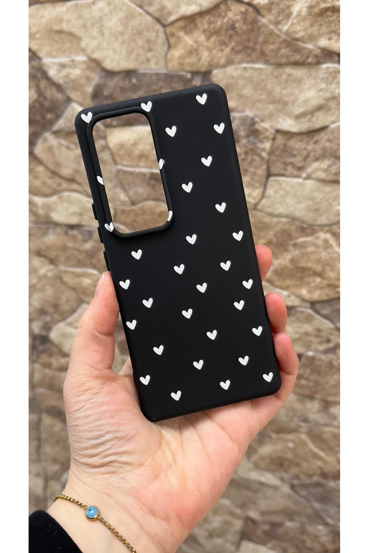 Vivo V30 Uyumlu Mini Beyaz Kalp Desenli Silikon Darbe Emici Klasik Korumalı Rubber Kılıf