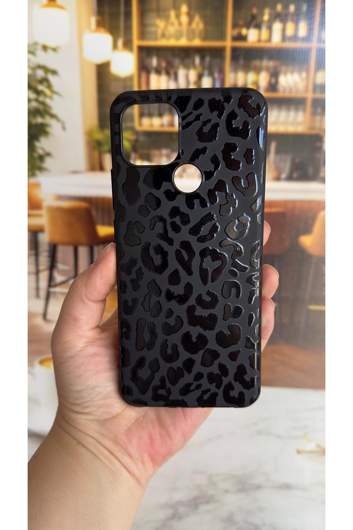 Oppo A15 Uyumlu Leopar Desenli Silikon Darbe Emici Klasik Korumalı Rubber Kılıf