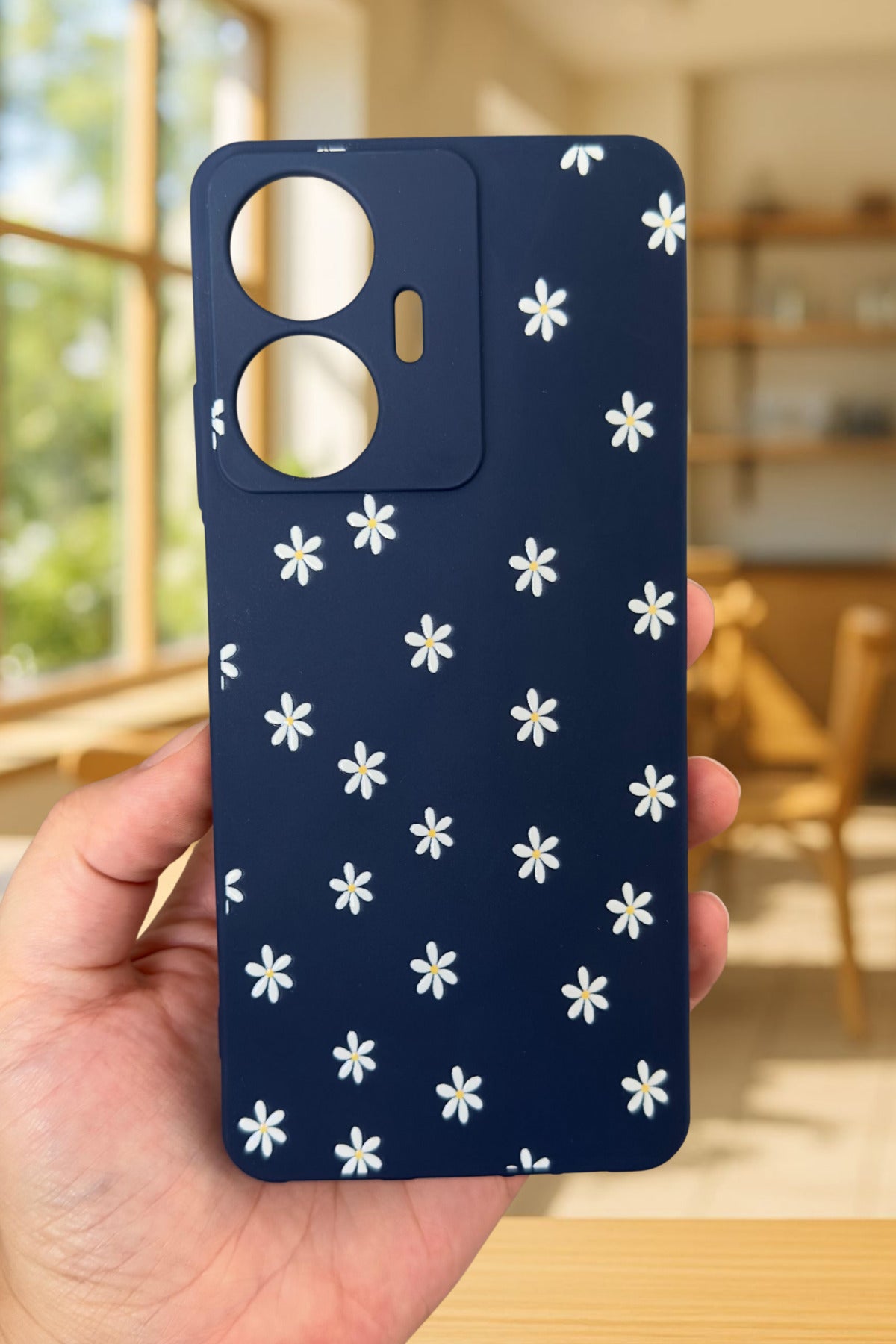 Realme C55 Uyumlu Mini Papatya Desenli Silikon Darbe Emici Klasik Korumalı Rubber Kılıf