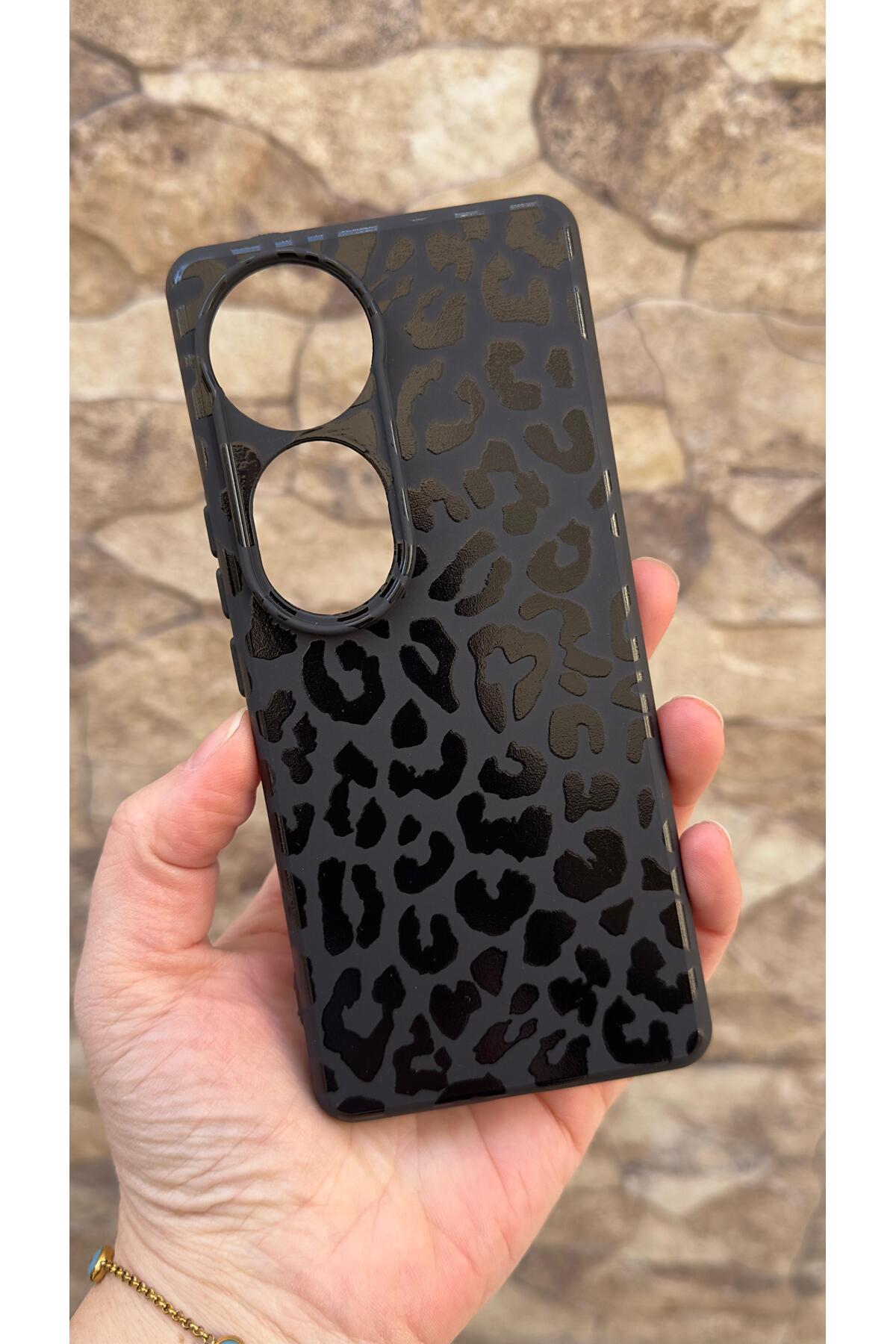 Vivo V40 5G Uyumlu Leopar Desenli Silikon Darbe Emici Klasik Korumalı Rubber Kılıf