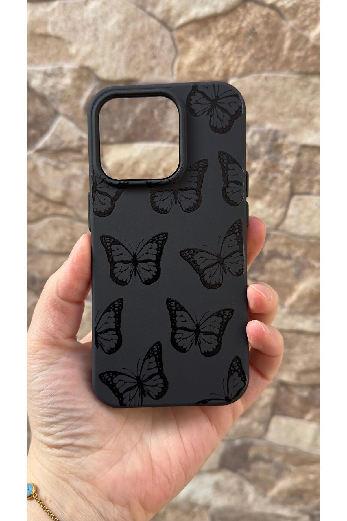 Iphone 15 Pro Uyumlu Siyah Kelebek Desenli Silikon Darbe Emici Klasik Korumalı Rubber Kılıf