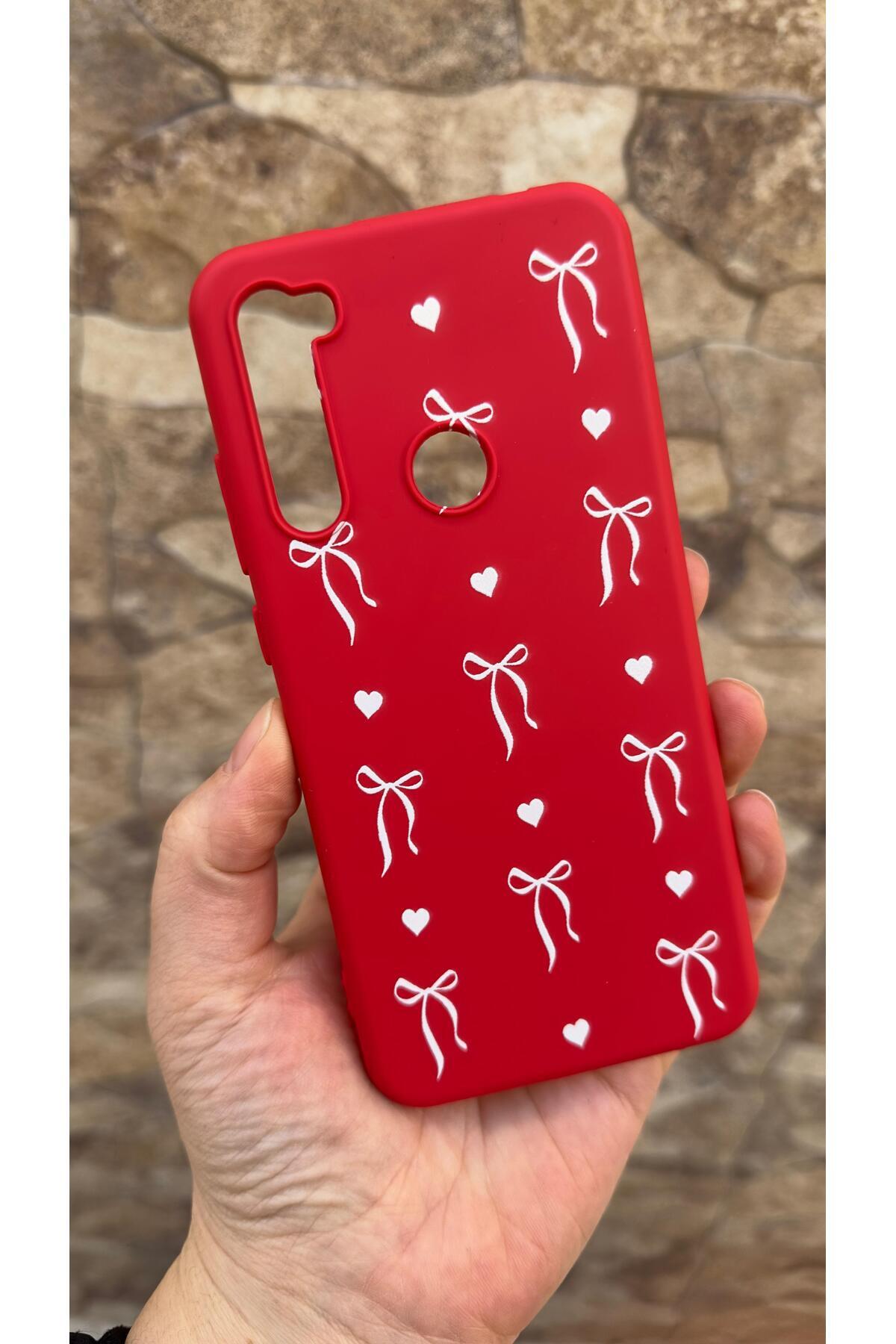 Redmi Note 8 Uyumlu Kalpli Fiyonk Desenli Silikon Darbe Emici Klasik Korumalı Rubber Kılıf