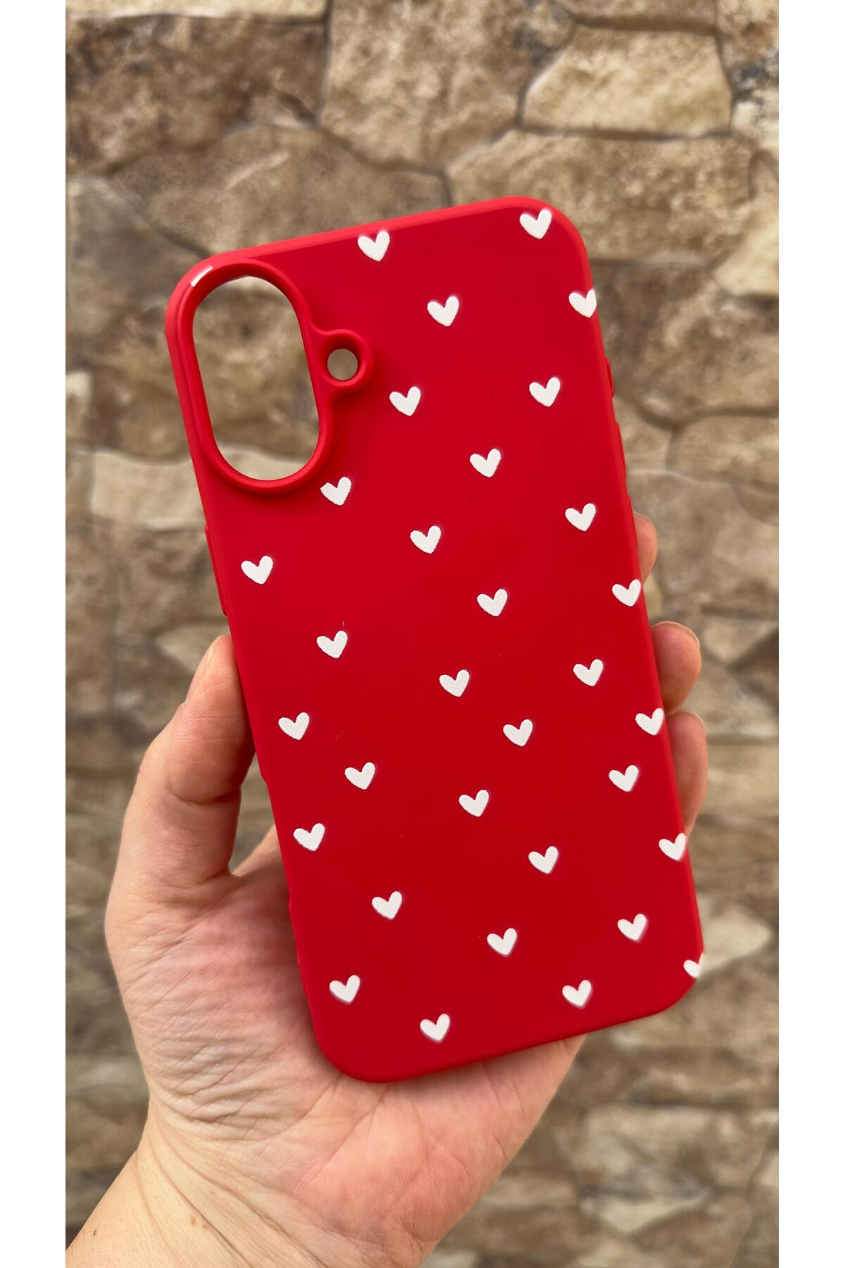 iPhone 16 Plus Uyumlu Mini Beyaz Kalp Desenli Silikon Darbe Emici Klasik Korumalı Rubber Kılıf