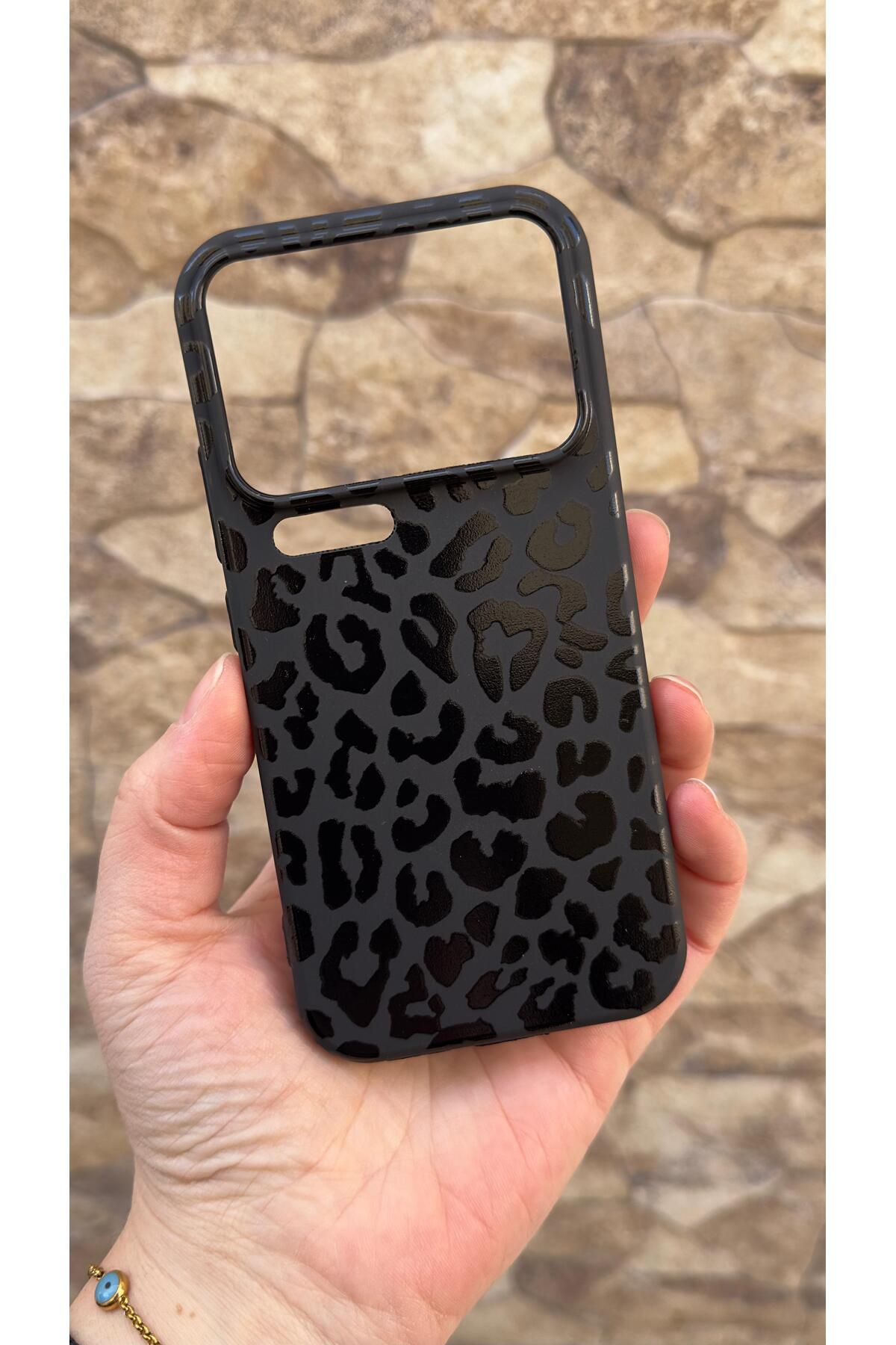 MI 17 Pro Uyumlu Leopar Desenli Silikon Darbe Emici Klasik Korumalı Rubber Kılıf
