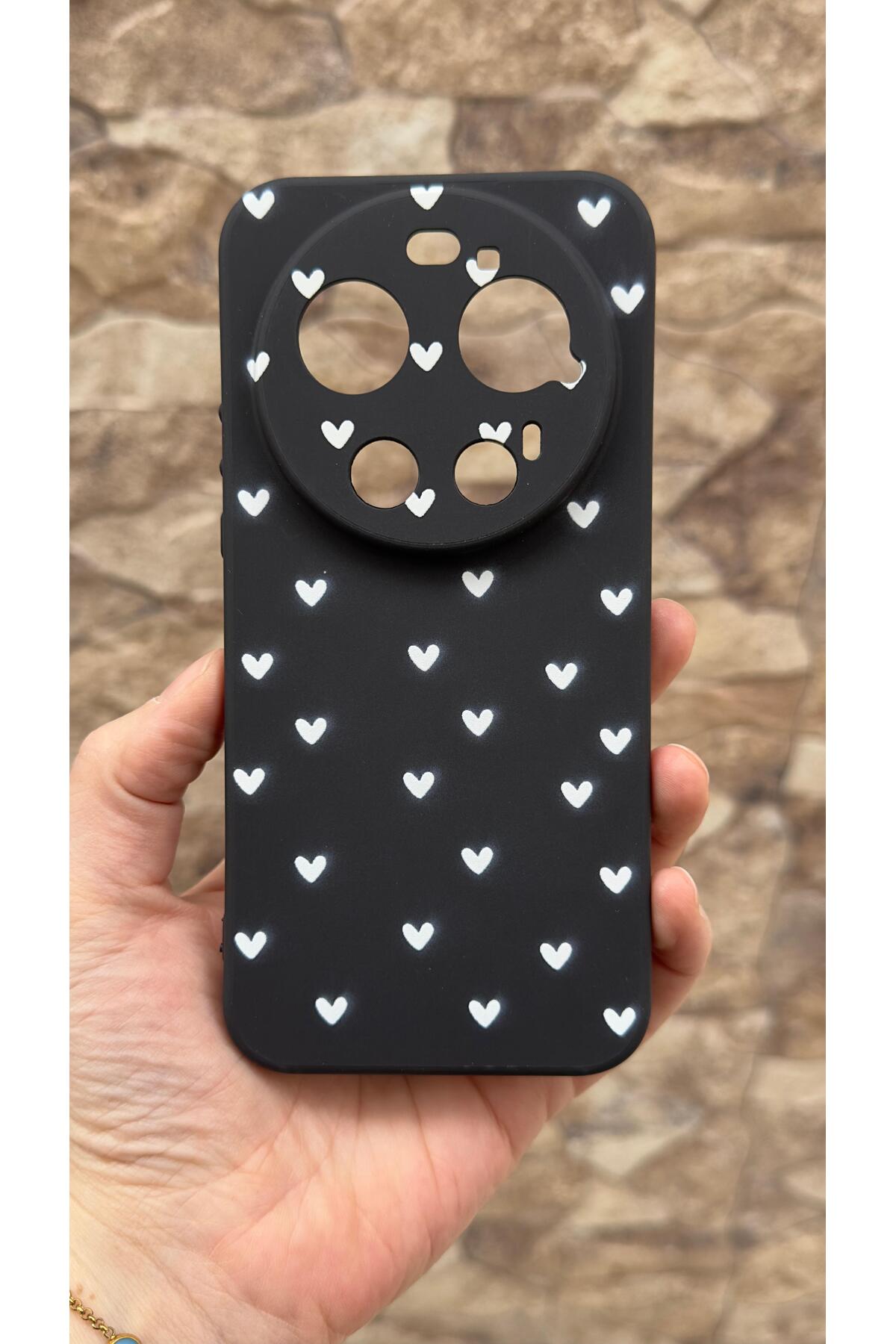 Mİ 17 Ultra Uyumlu Mini Beyaz Kalp Desenli Silikon Darbe Emici Klasik Korumalı Rubber Kılıf