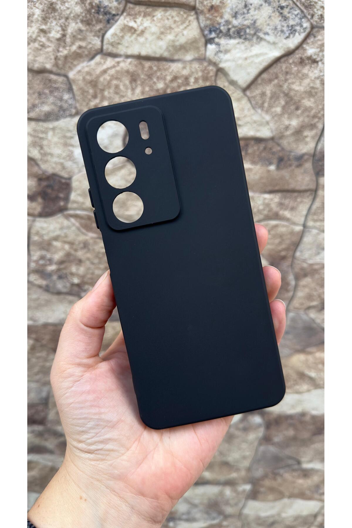 Realme C75 - Silikon Darbe Emici Klasik Korumalı Rubber Kılıf