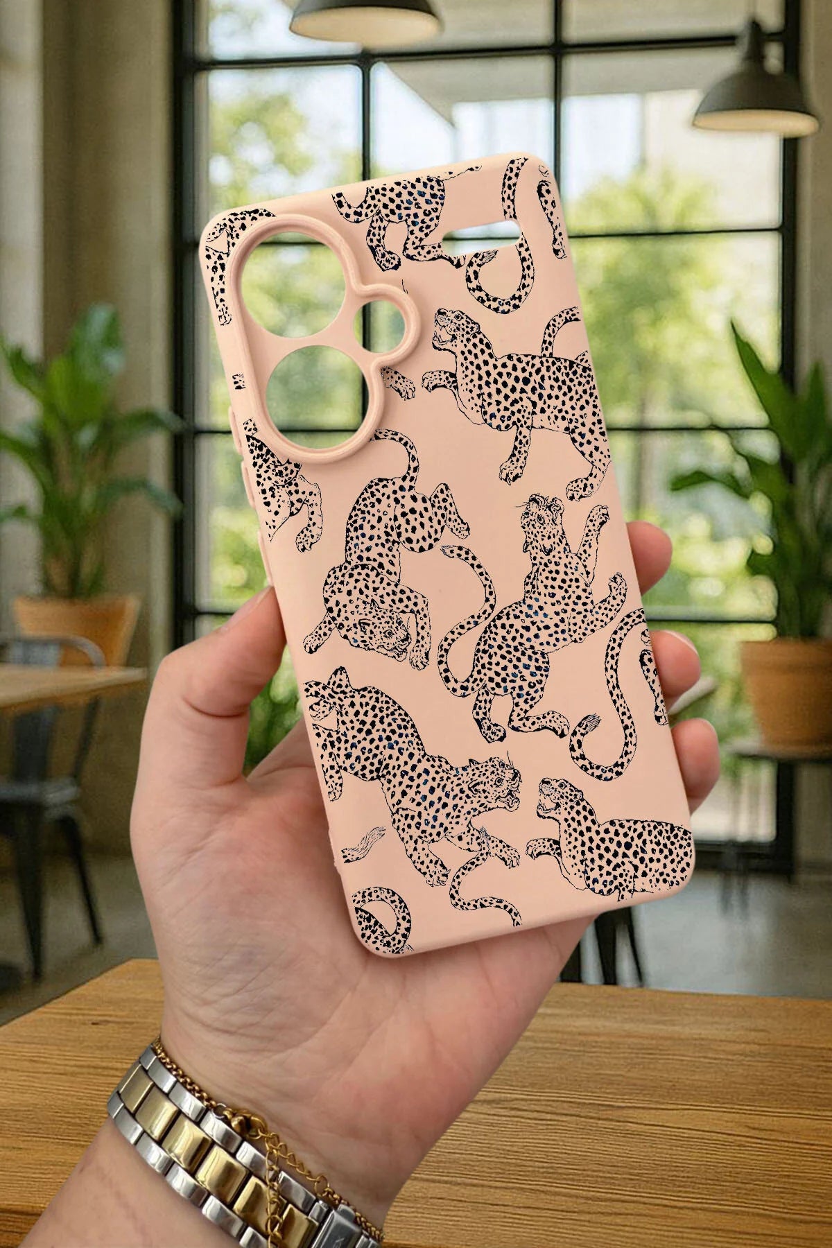 Xiaomi Redmi Note 13 Pro Plus LEOPAR DESENLİ Silikon Darbe Emici Klasik Korumalı Rubber Kılıf