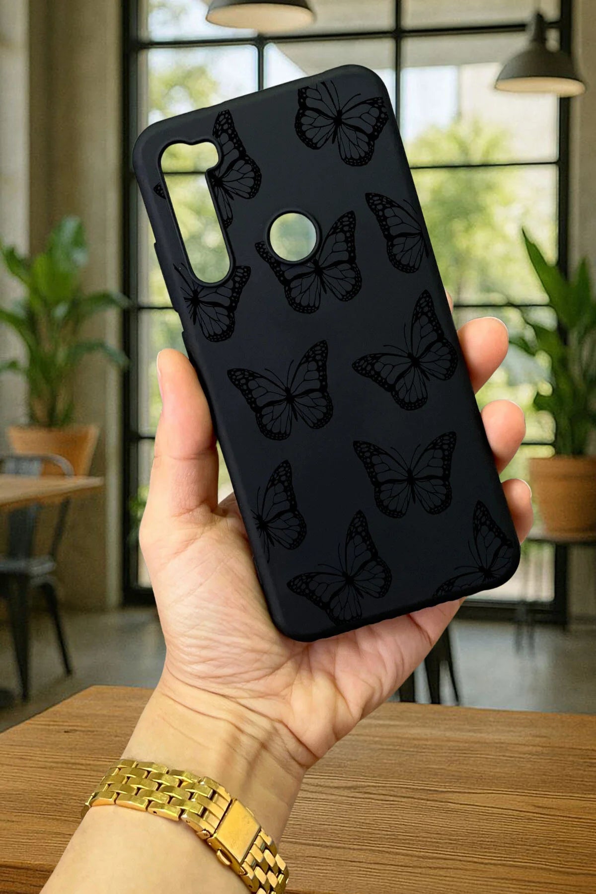 Xiaomi Redmi Note 8 SİYAH KELEBEK DESENLİ Silikon Darbe Emici Klasik Korumalı Rubber Kılıf