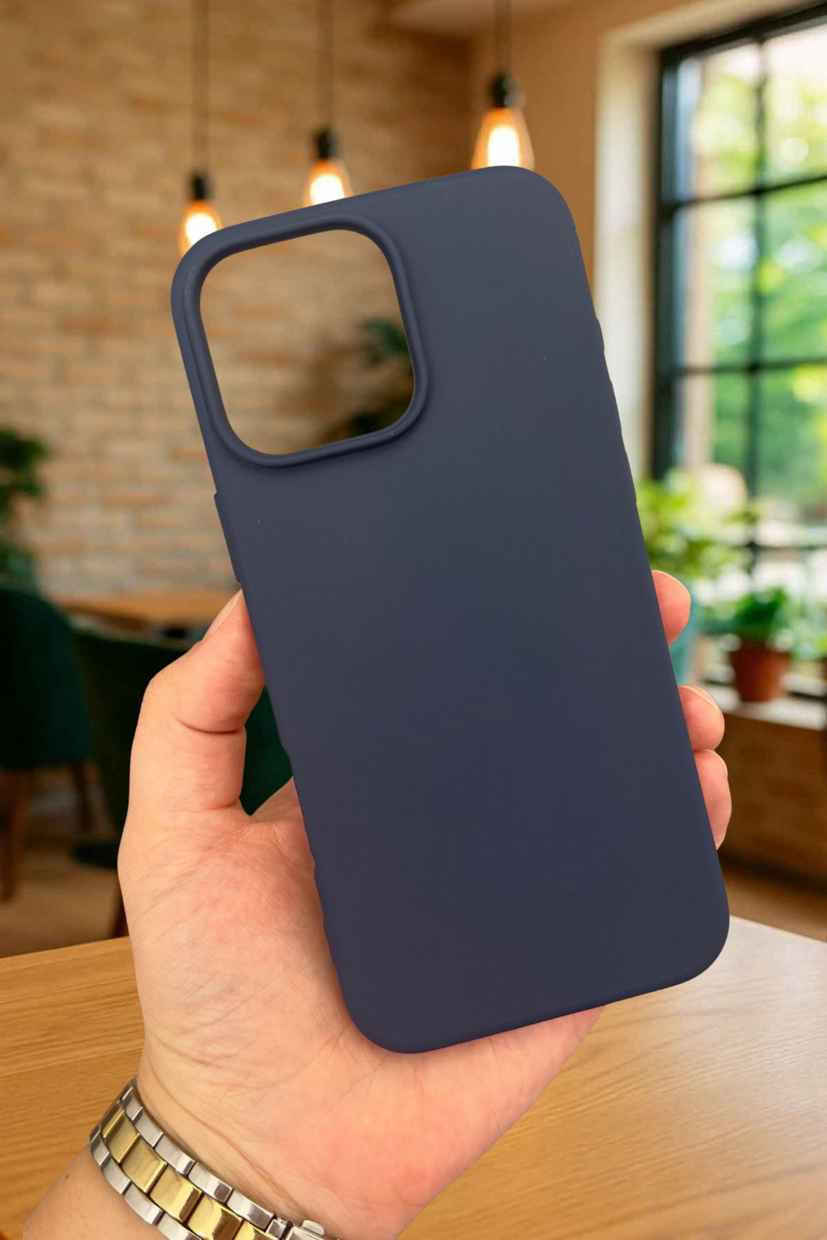 iPhone 14 Plus ve 15 Plus - Silikon Darbe Emici Klasik Korumalı Rubber Kılıf