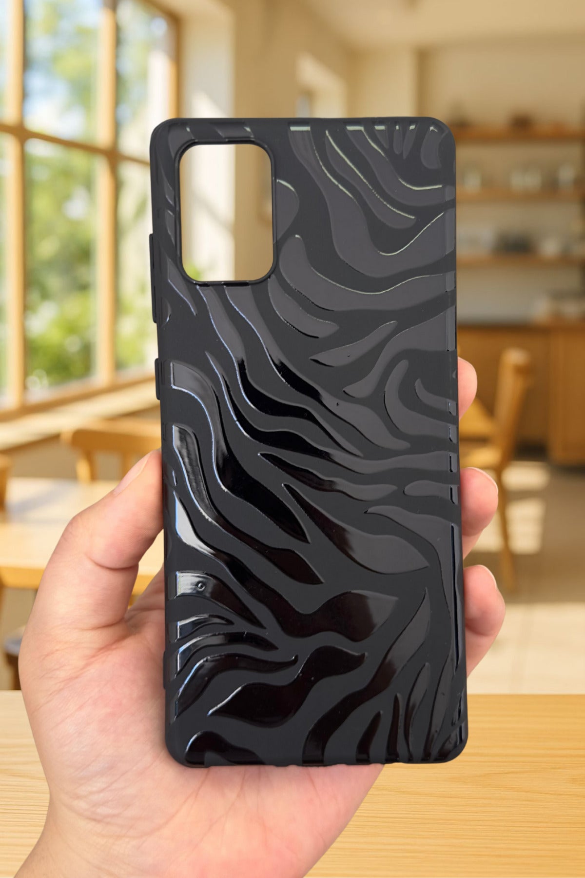 Samsung Galaxy A71 Uyumlu Zebra Desenli Silikon Darbe Emici Klasik Korumalı Rubber Kılıf