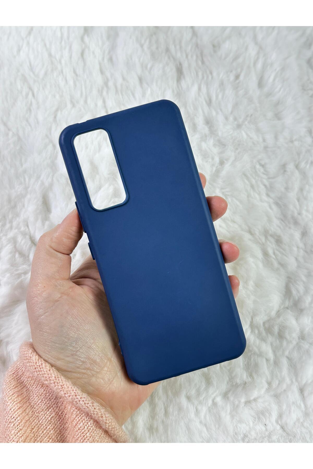 VİVO Y70 - Silikon Darbe Emici Klasik Korumalı Rubber Kılıf