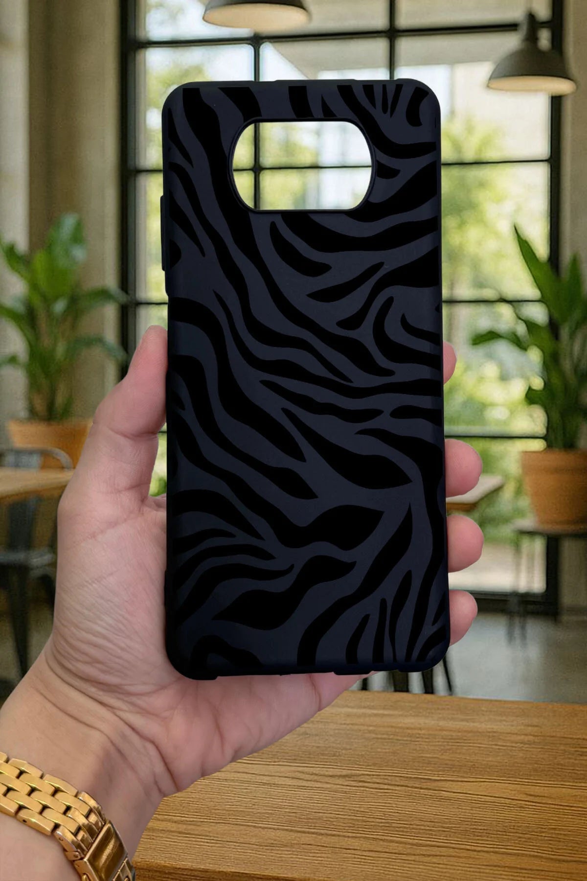 Poco X3 ve X3 Pro ile Uyumlu Zebra Desenli Silikon Darbe Emici Klasik Korumalı Rubber Kılıf