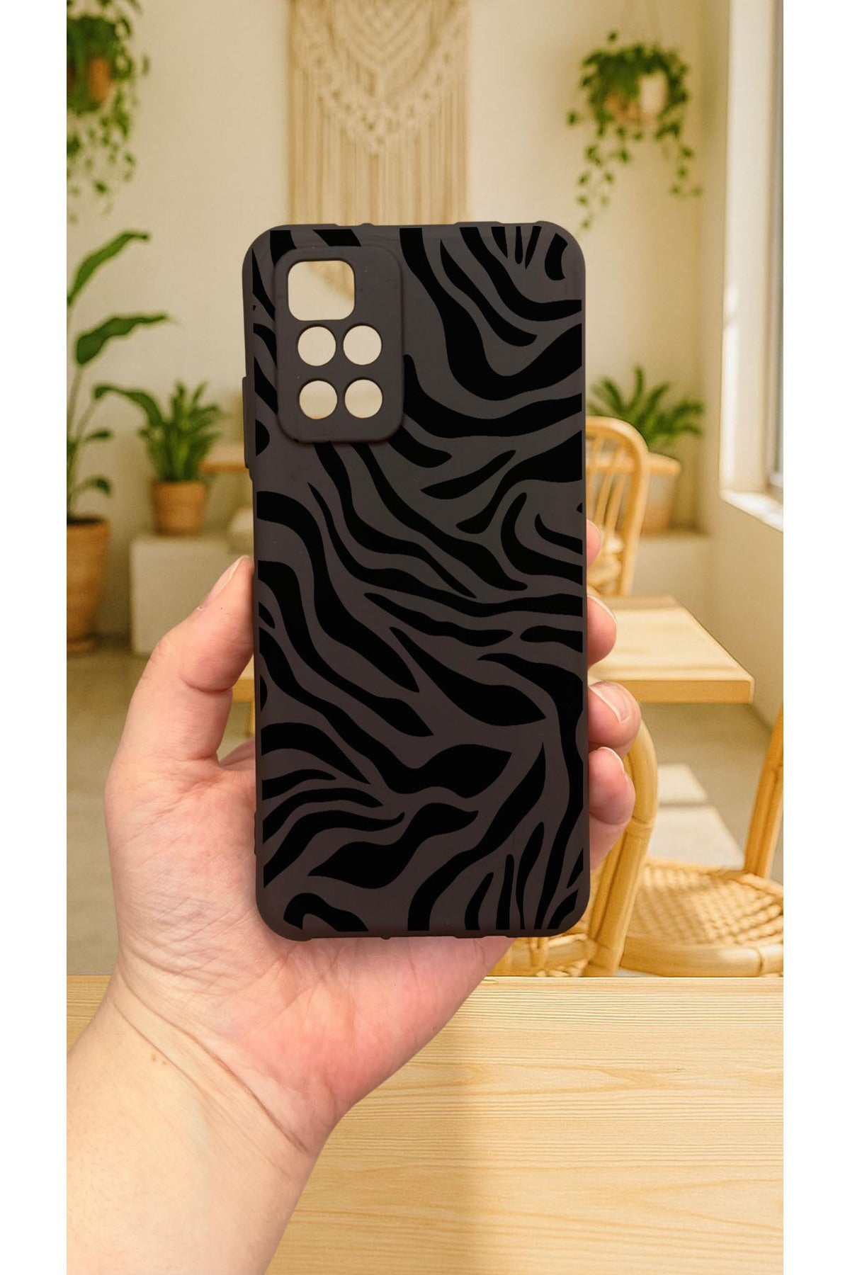 Xiaomi Redmi 10 2022 ZEBRA DESENLİ Silikon Darbe Emici Klasik Korumalı Rubber Kılıf