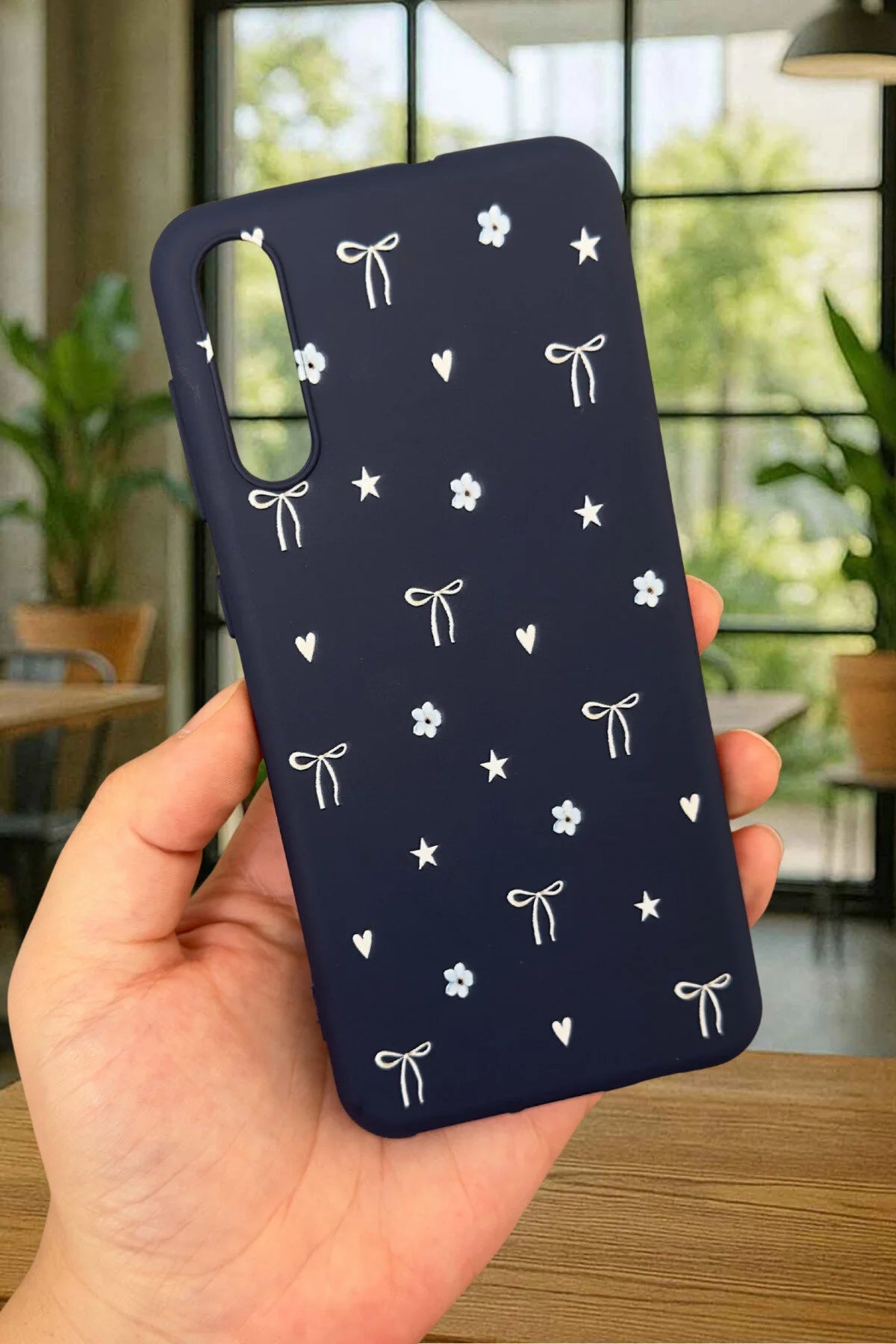 Samsung Galaxy A50 Uyumlu Mini Fiyonk Desenli Silikon Darbe Emici Klasik Korumalı Rubber Kılıf