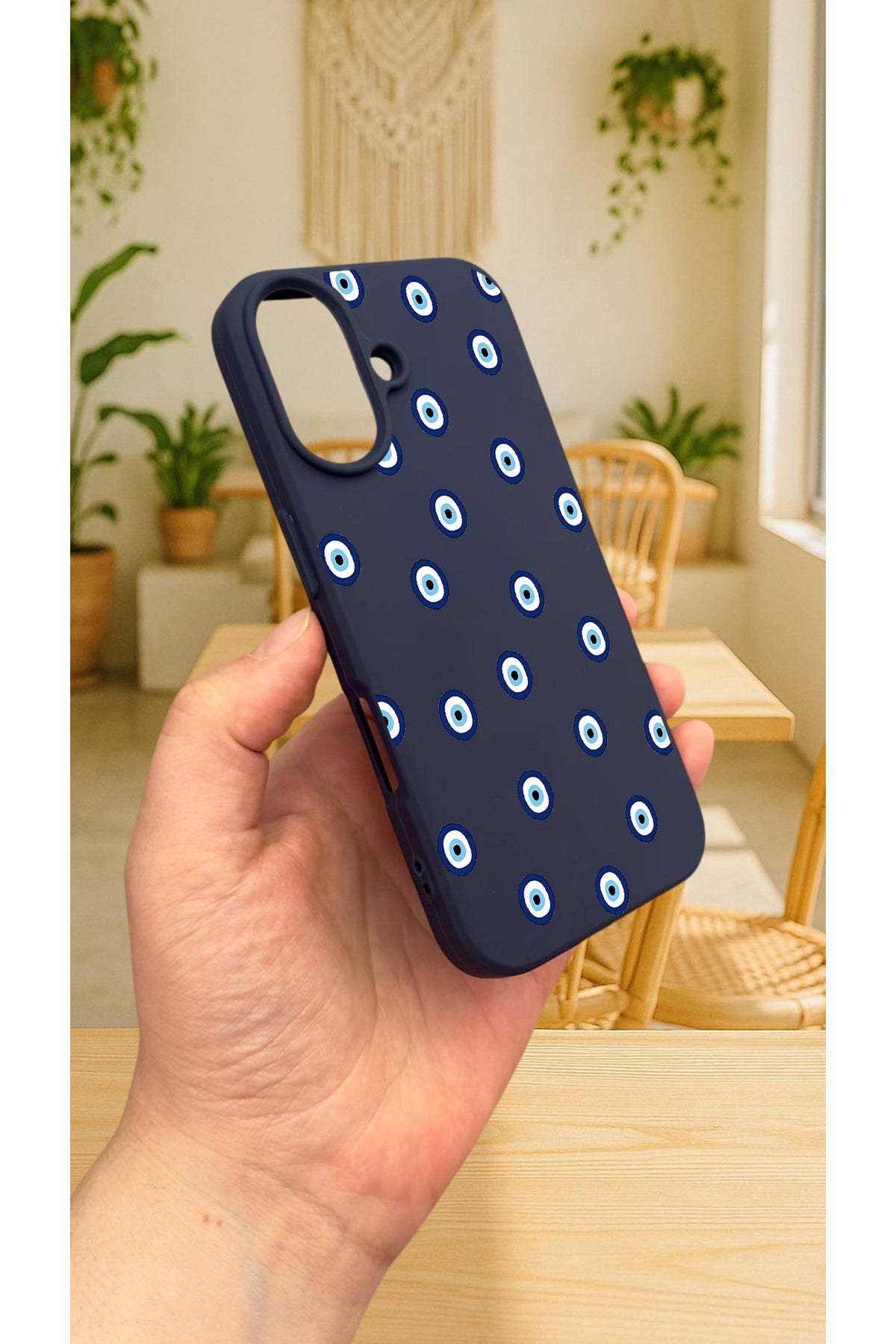 iPhone 16 Plus -NAZAR BONCUK DESENLİ Silikon Darbe Emici Klasik Korumalı Rubber Kılıf